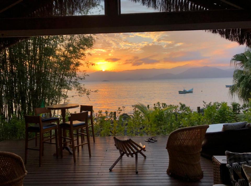 Paraíso Frente ao Mar Sul da Ilha