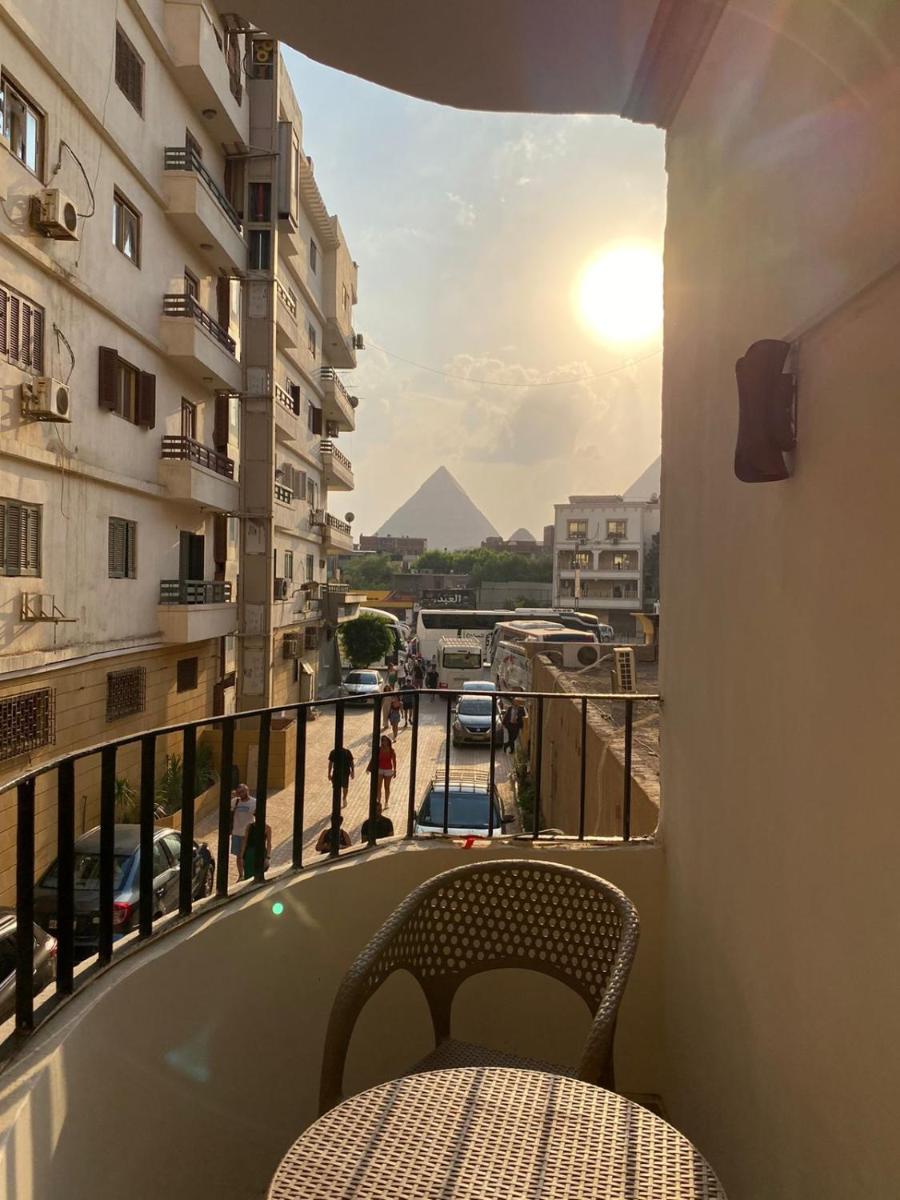 Asma Pyramids View