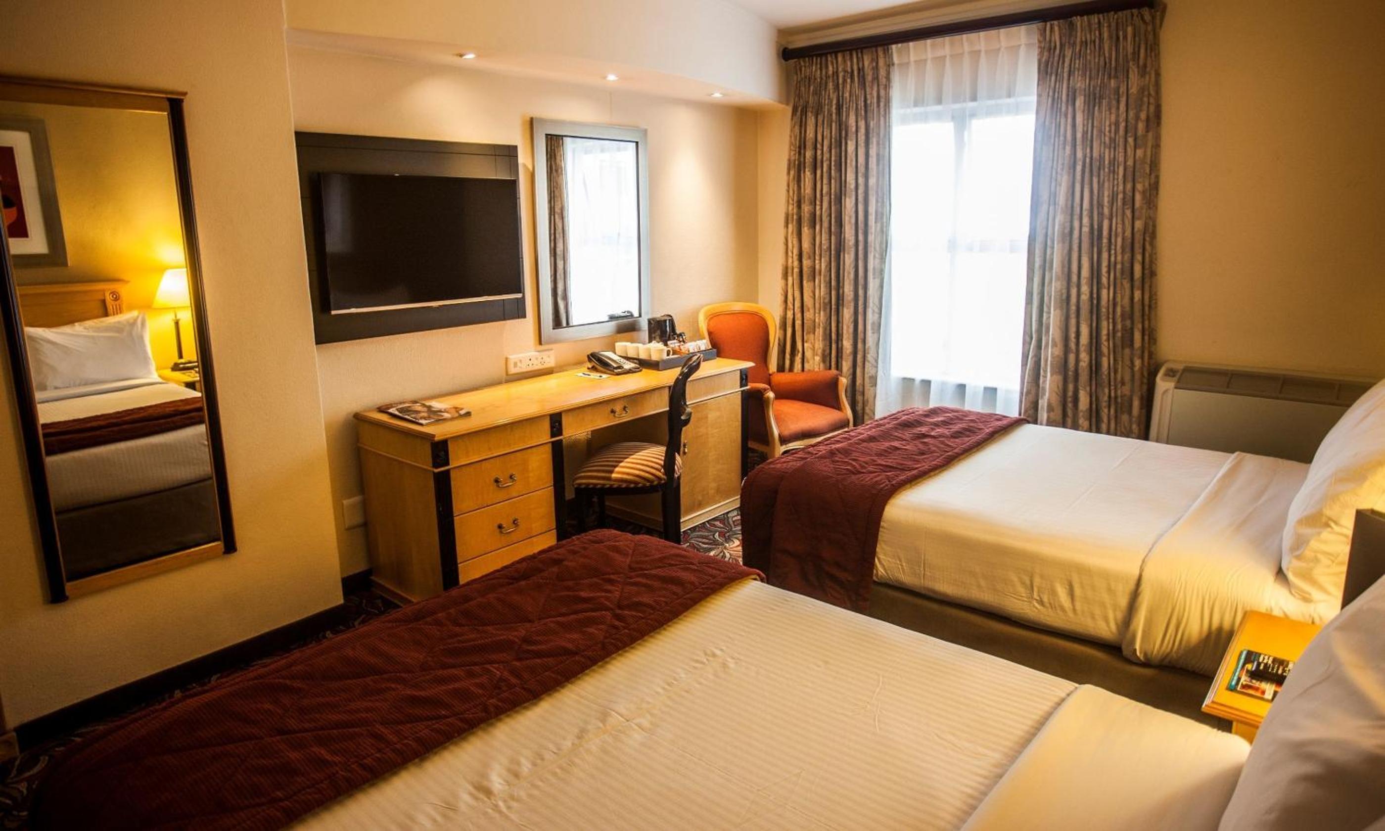 Johannesburg Vacations - Garden Court Morningside Sandton - Property Image 8