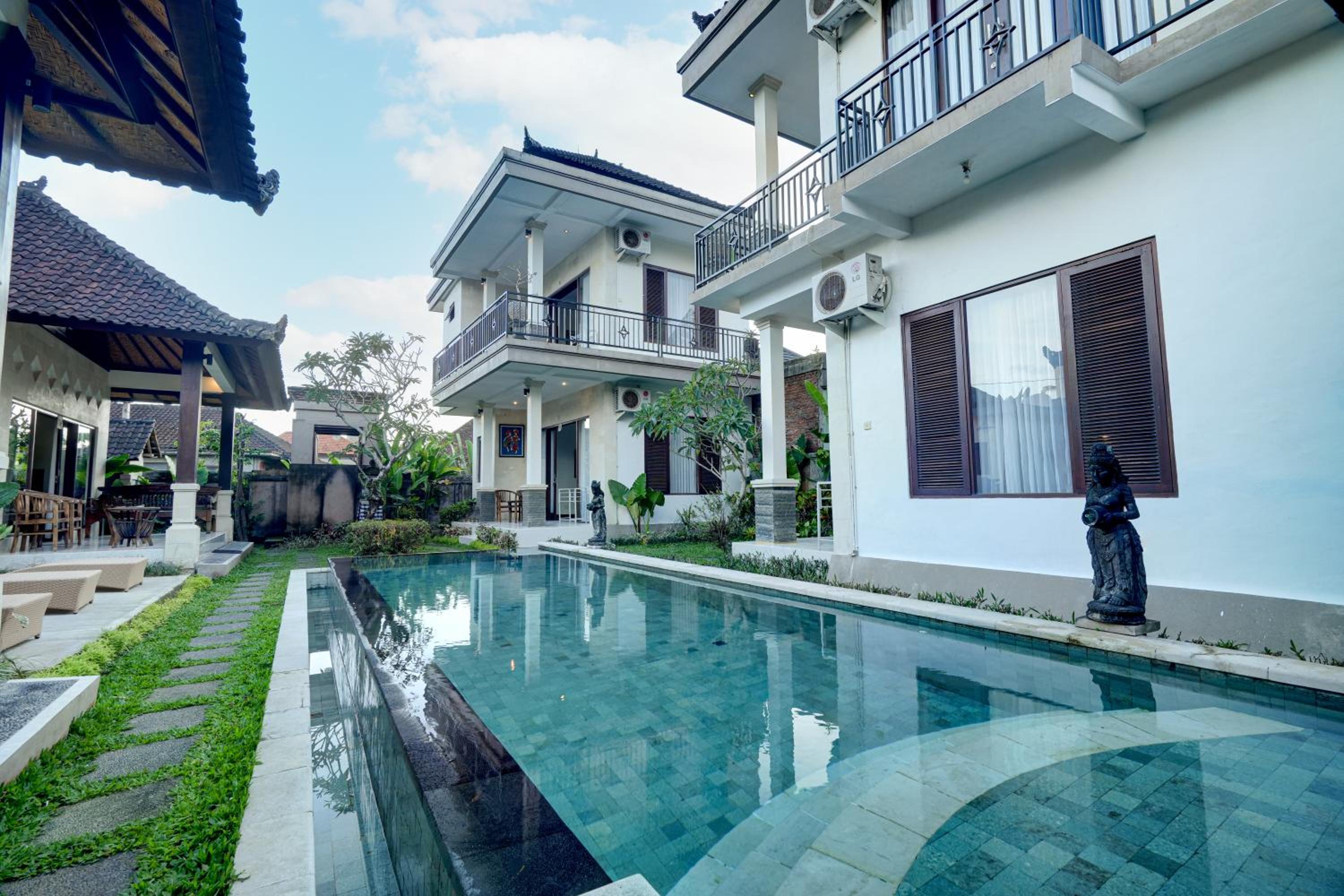 Queen Bisma Villa - 10 min walk to Ubud Center