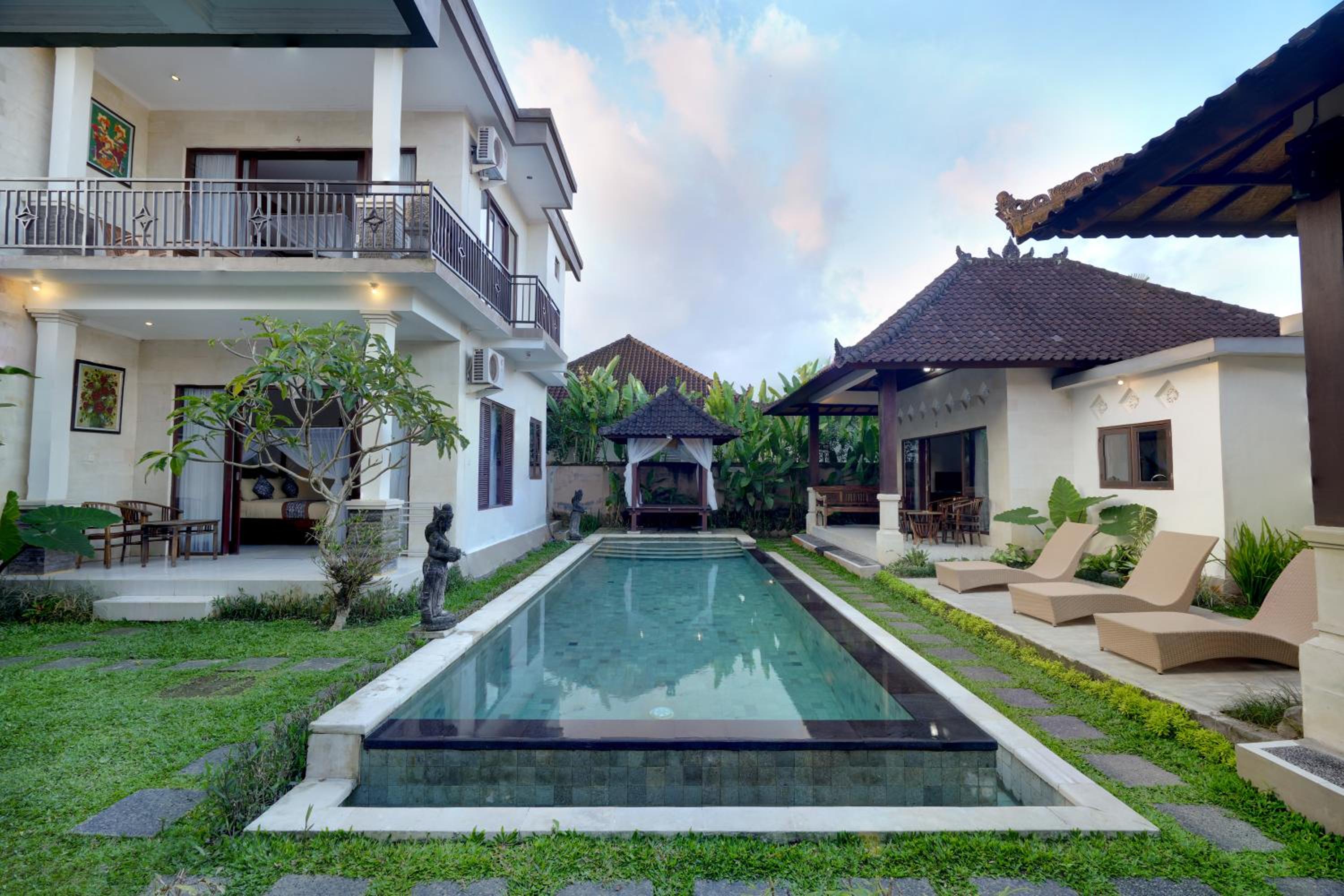 Queen Bisma Villa - 10 min walk to Ubud Center