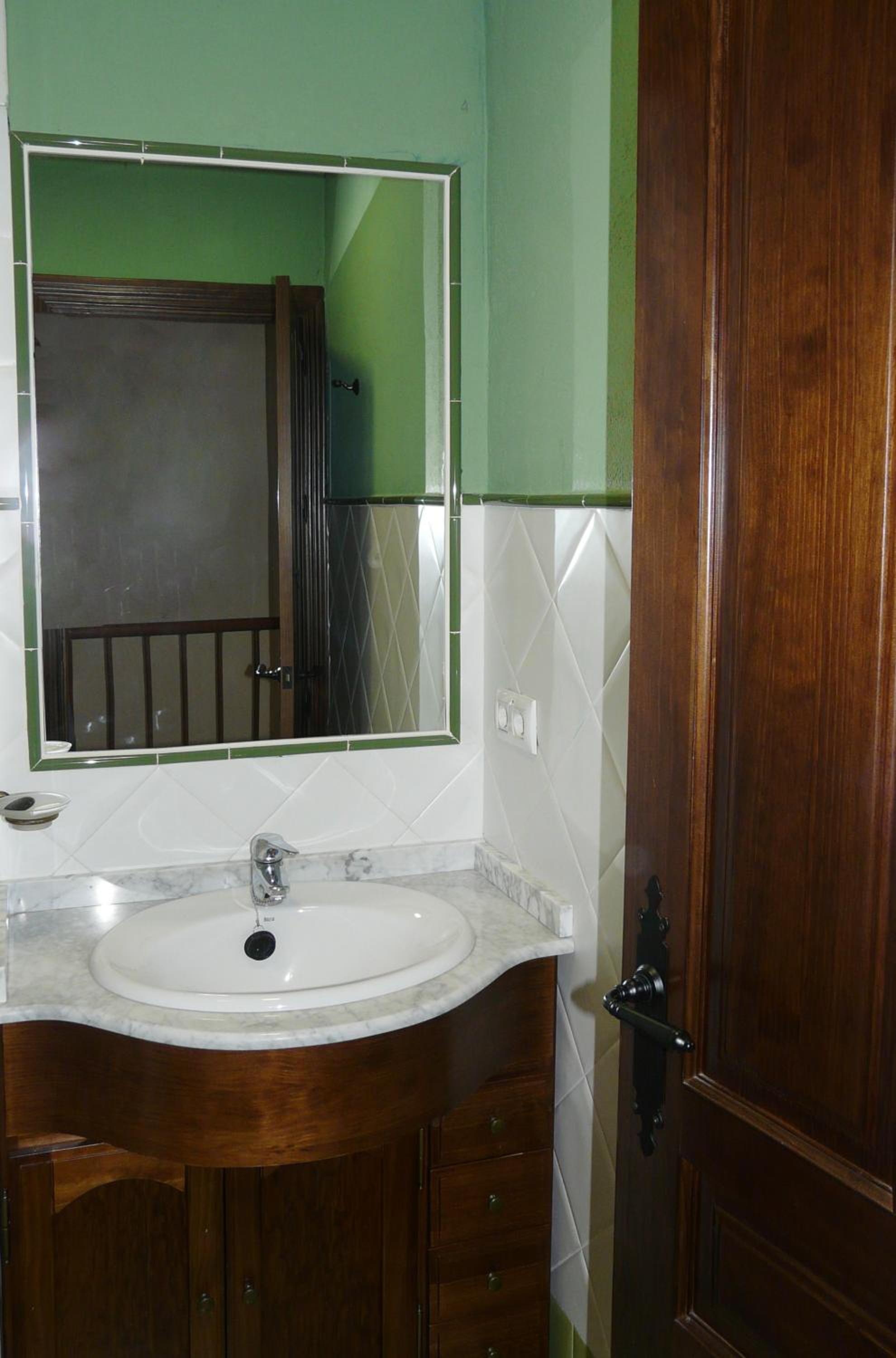 Photo 32