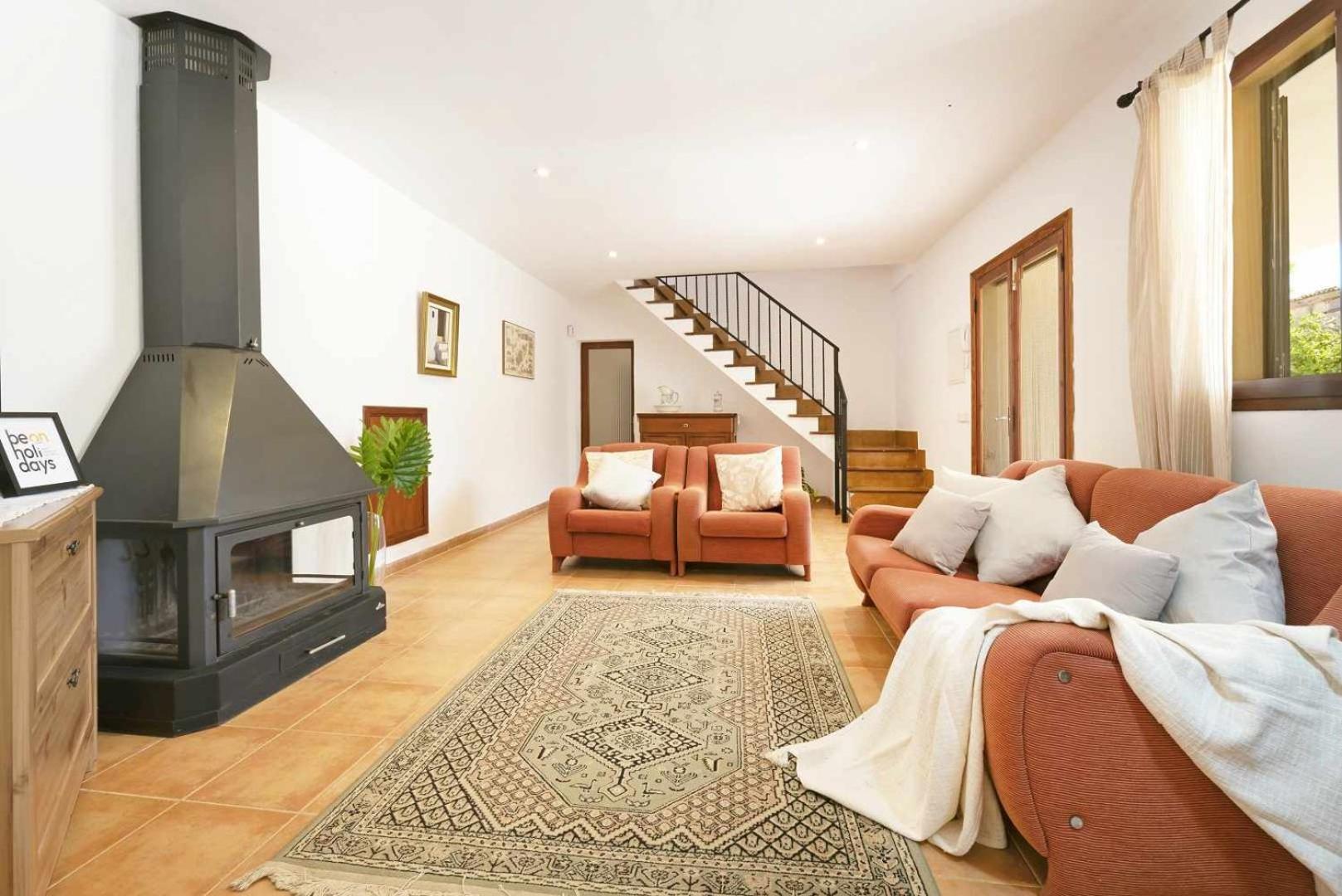BeOnHolidays Villa Sa Fonera