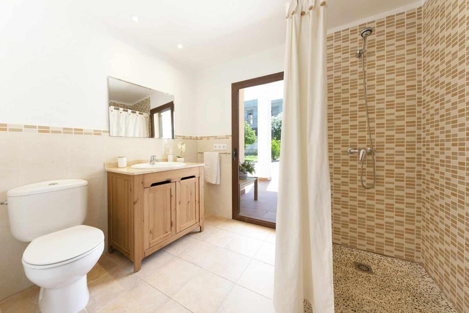 BeOnHolidays Villa Sa Fonera