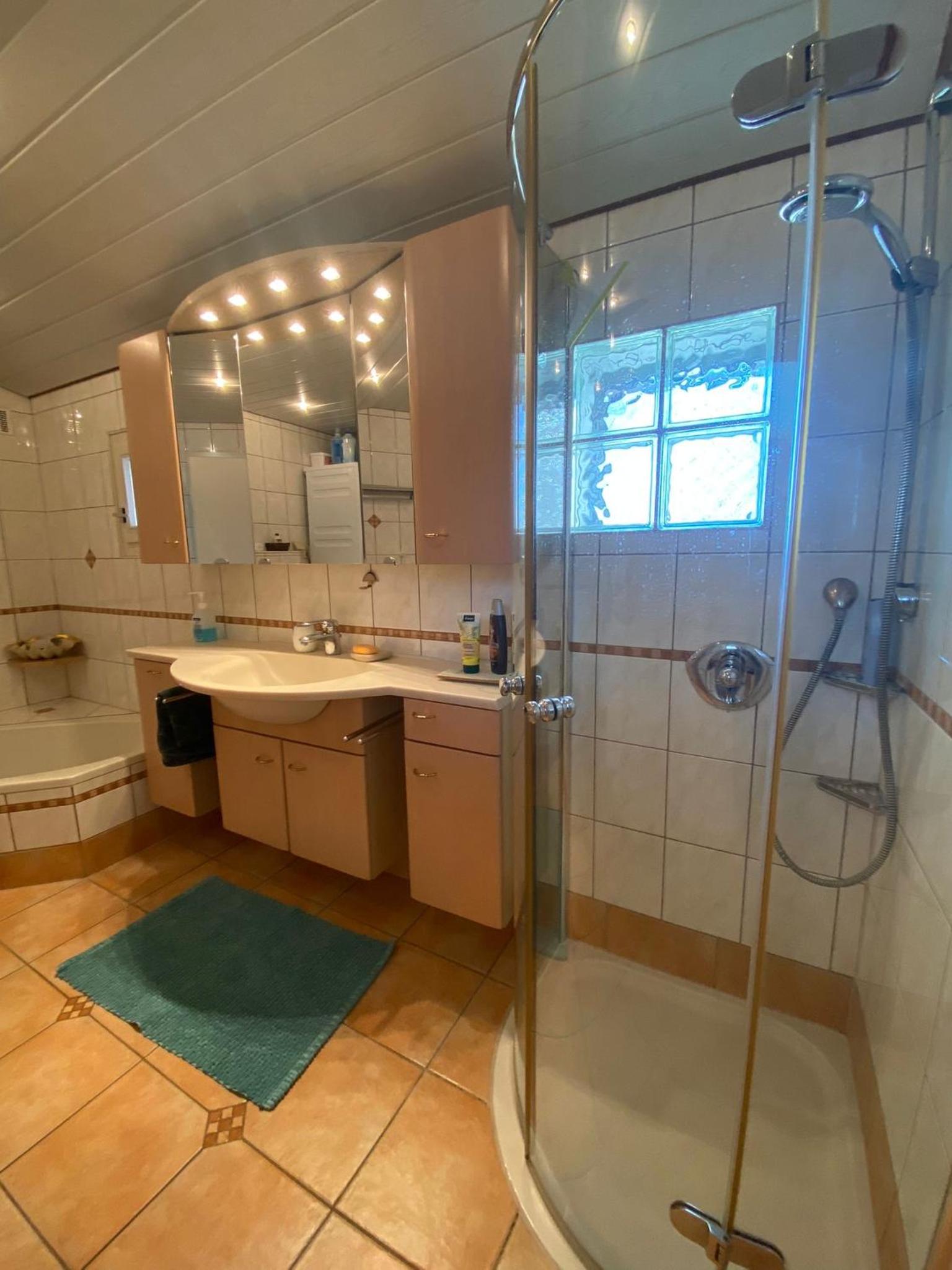 Haus Pia Executive Suites