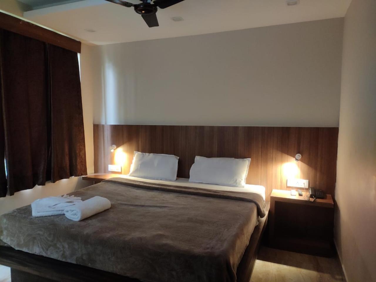 Photo 8