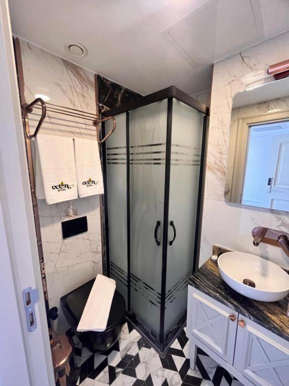 Cetin Port Hotel - Image 36