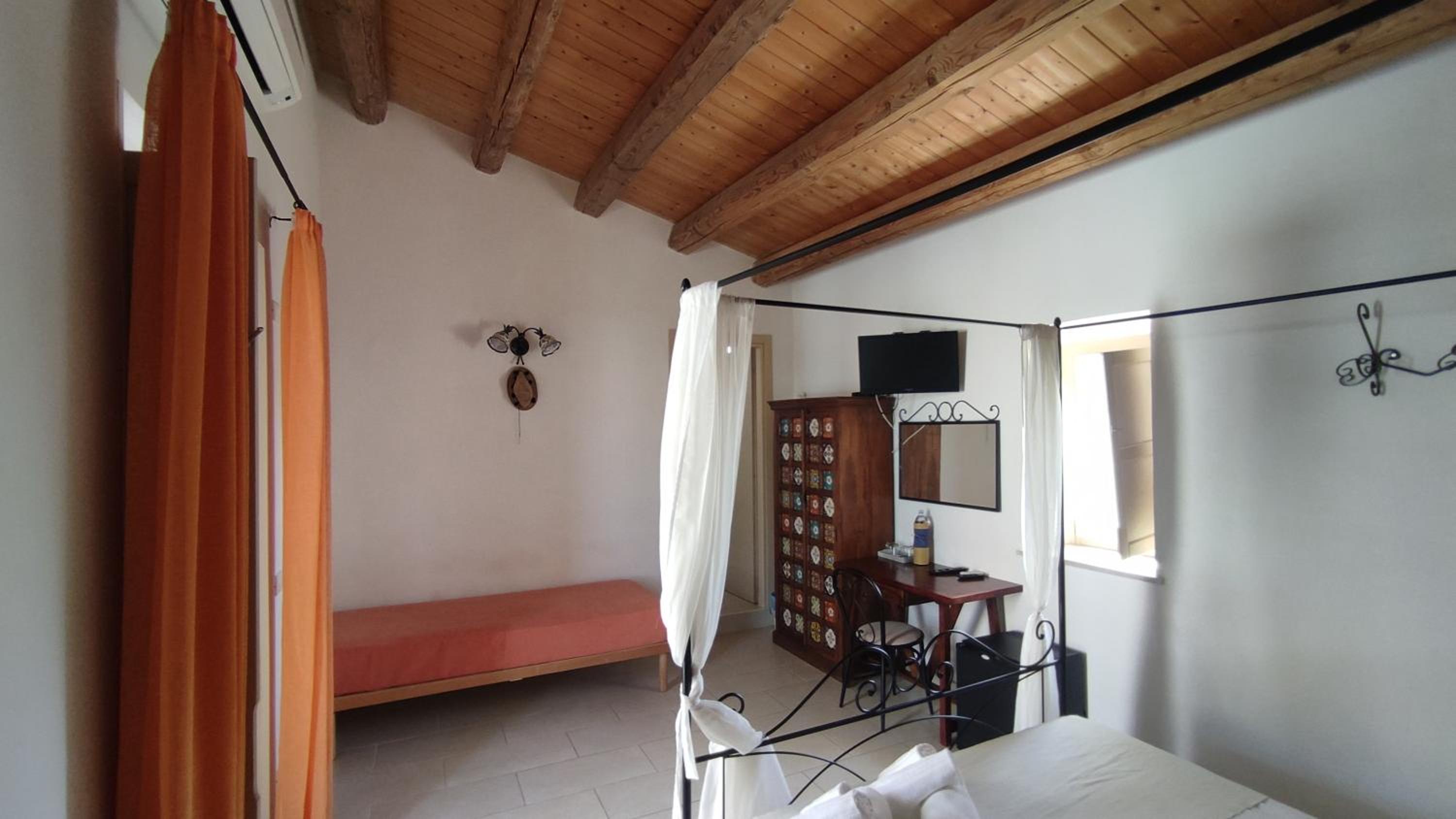 Le Zagare di Vendicari