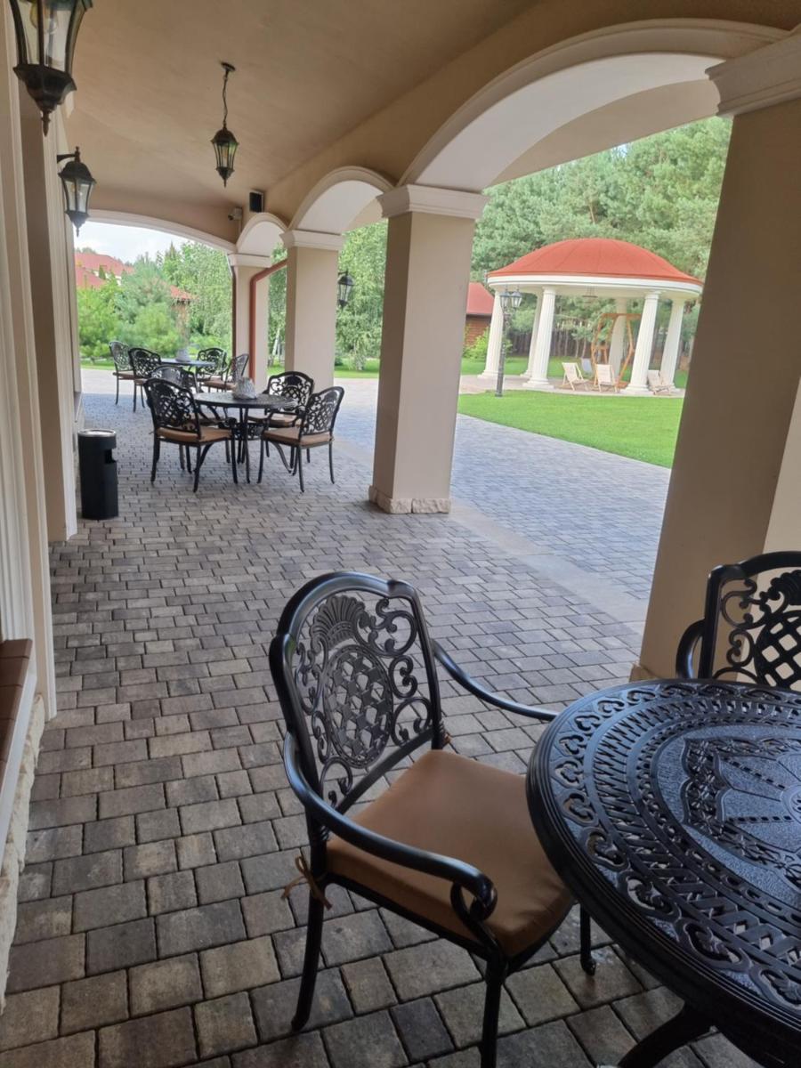 outdoor BBQ area