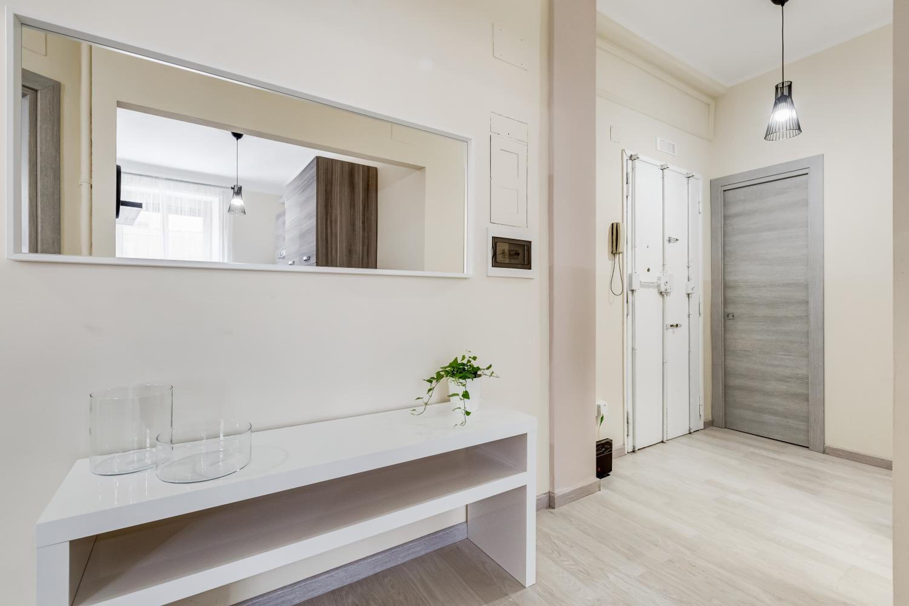 BDC - Prestige 3Bdr 3Bath in Monti District