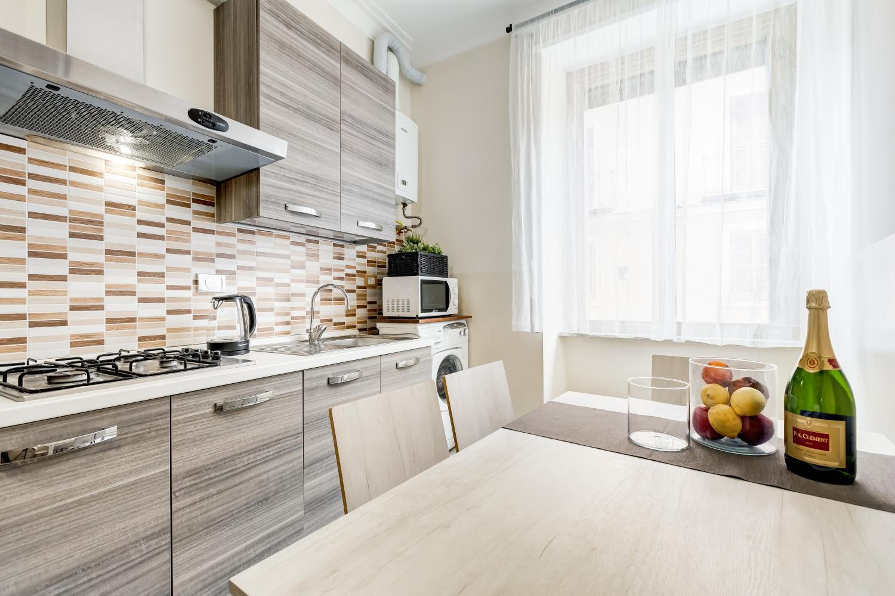 BDC - Prestige 3Bdr 3Bath in Monti District