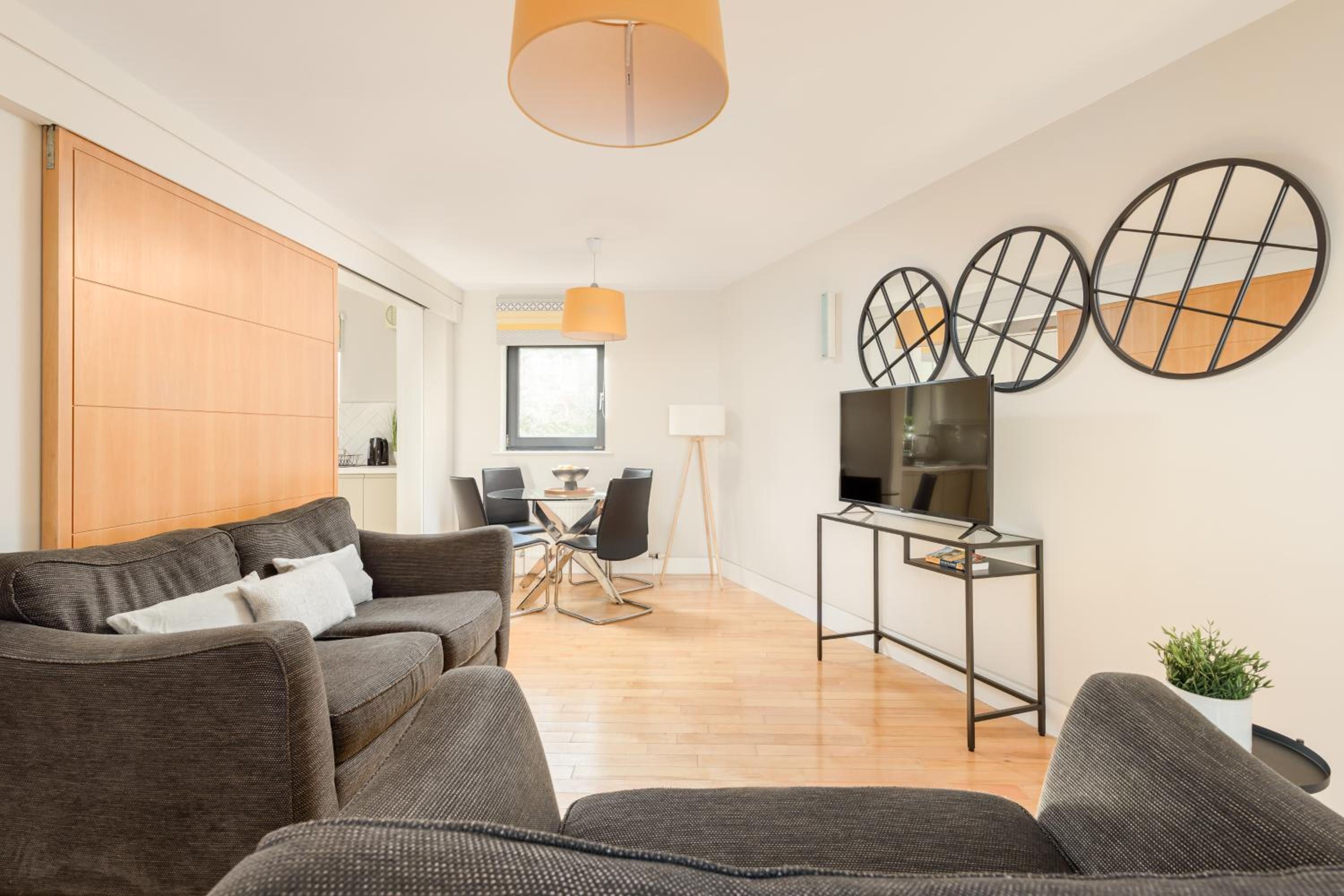 The New Town Mews by Calton Living photo 3