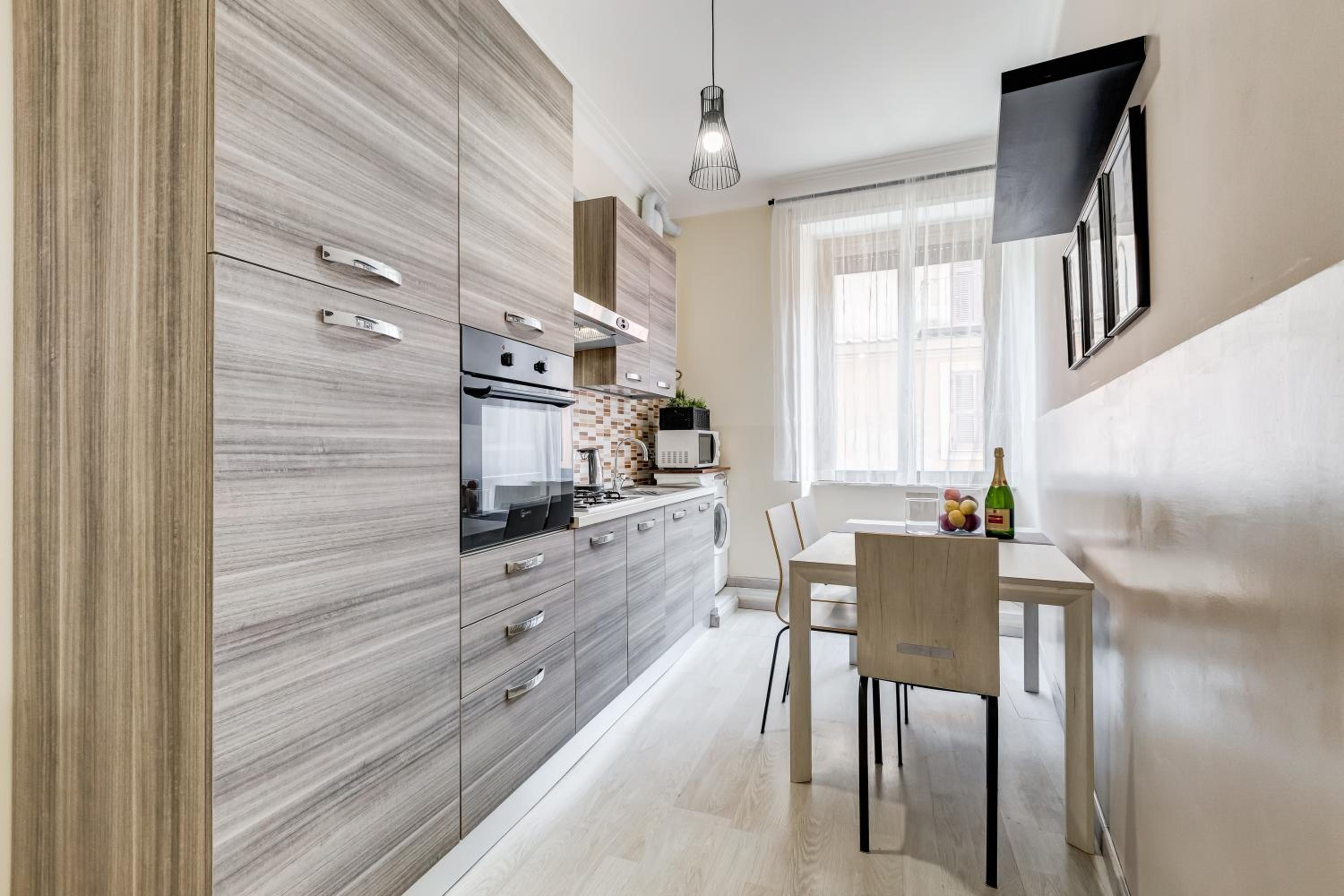 BDC - Prestige 3Bdr 3Bath in Monti District