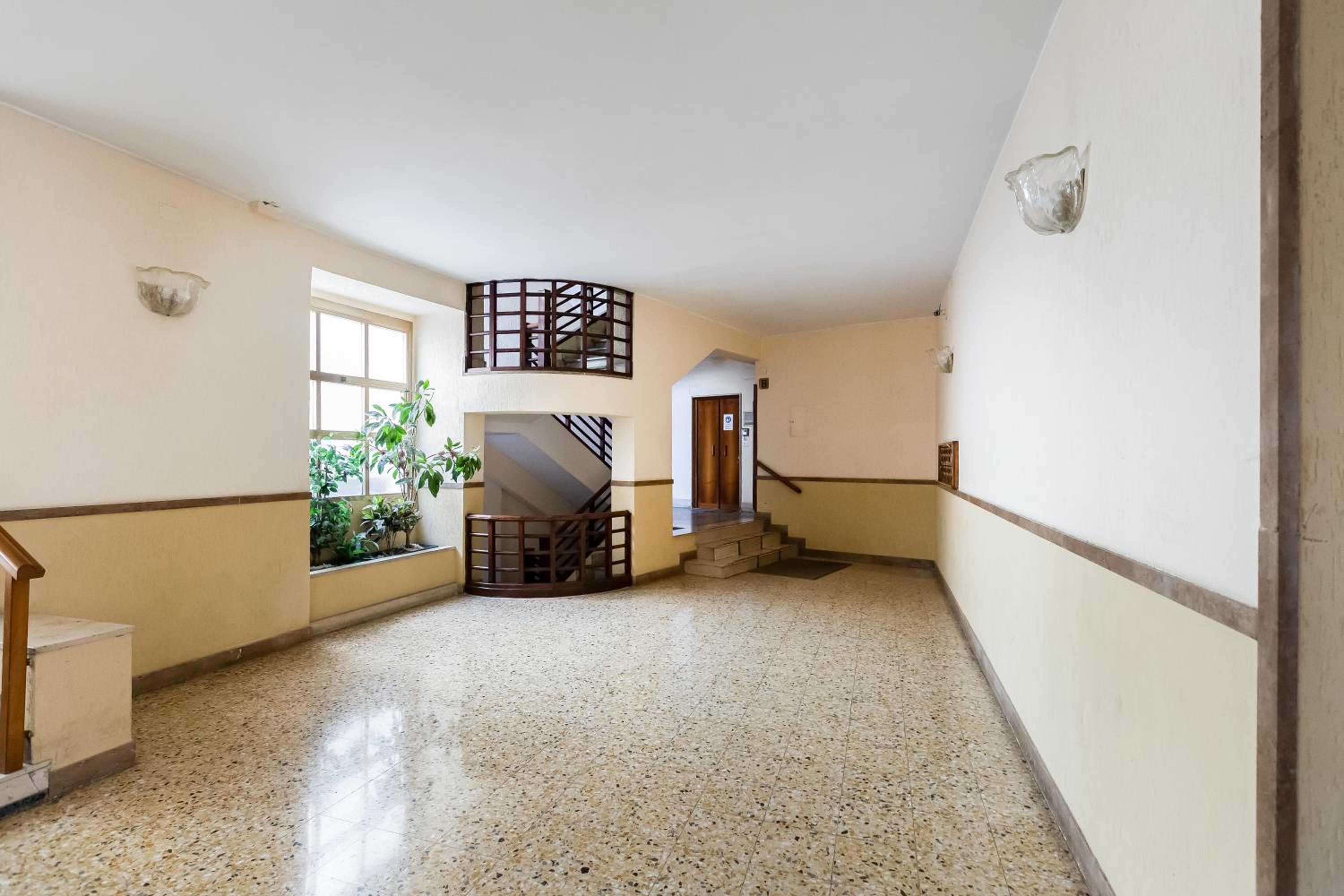 BDC - Prestige 3Bdr 3Bath in Monti District
