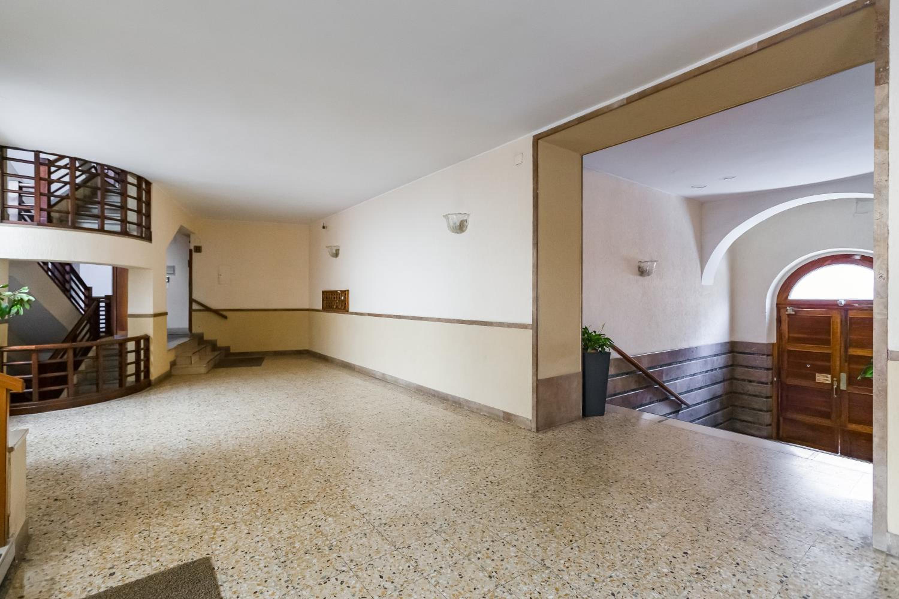 BDC - Prestige 3Bdr 3Bath in Monti District