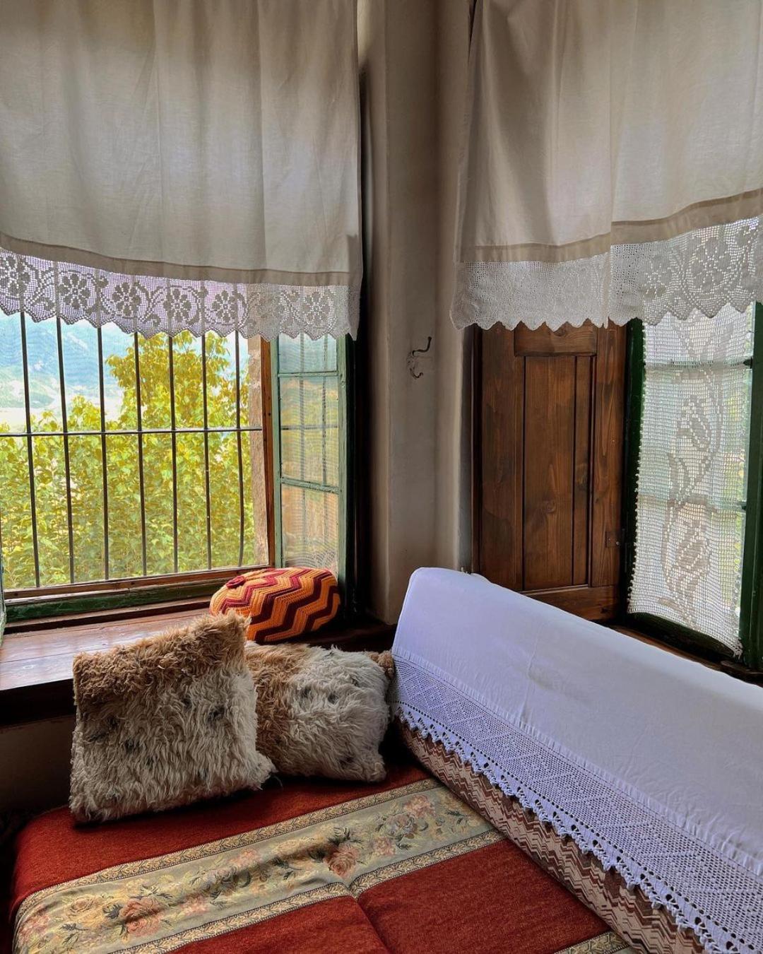 Traditional GuestHouse Permet