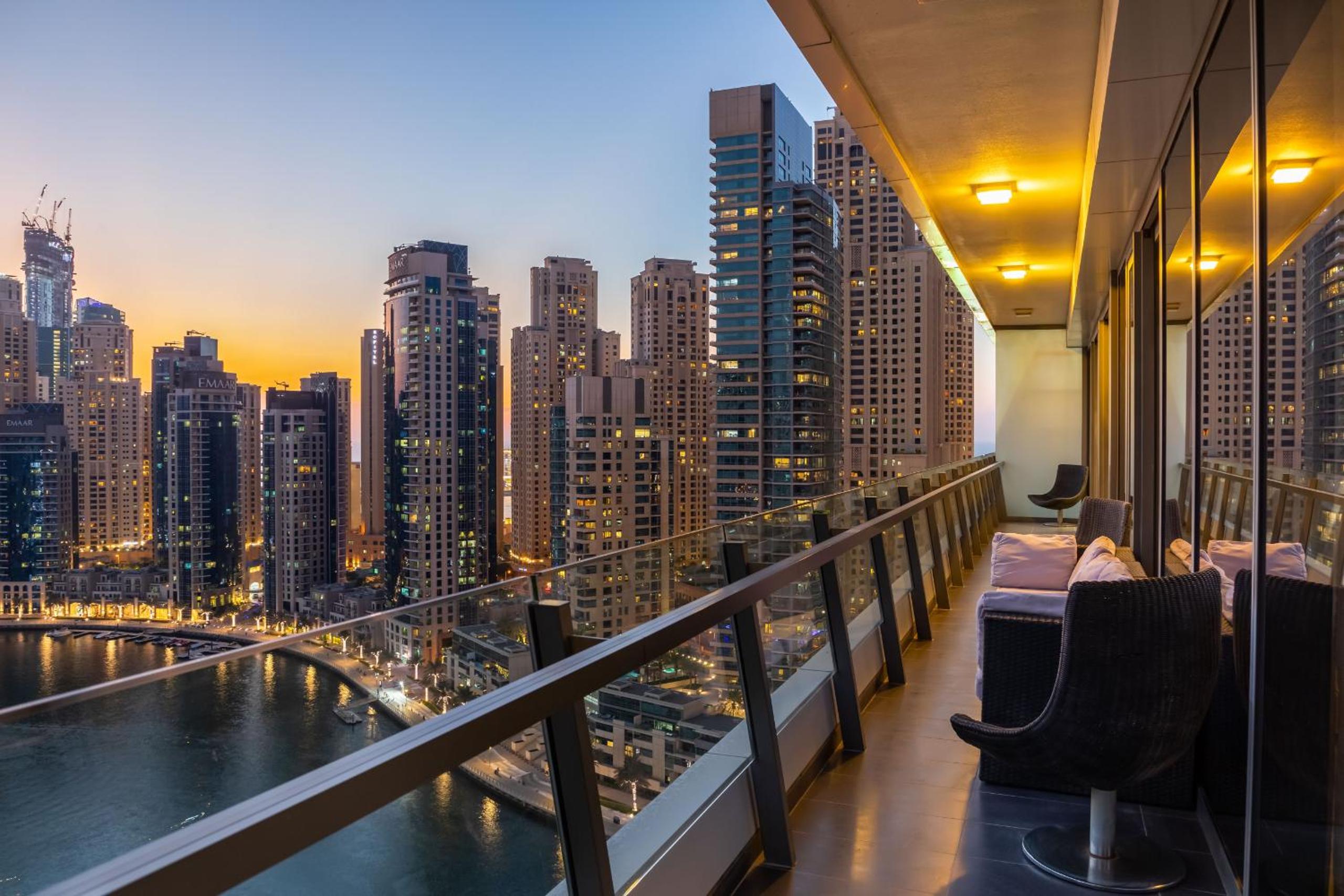 Silverene Tower, Dubai Marina - Mint Stay
