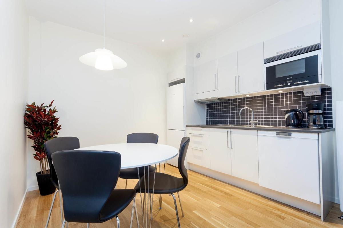 ApartDirect Solna