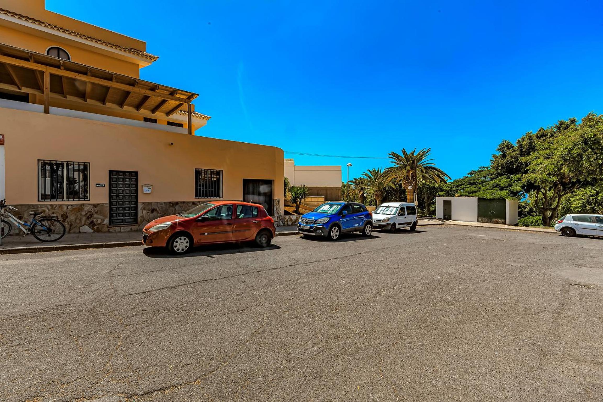 Renovated Seaviews Paradise Court