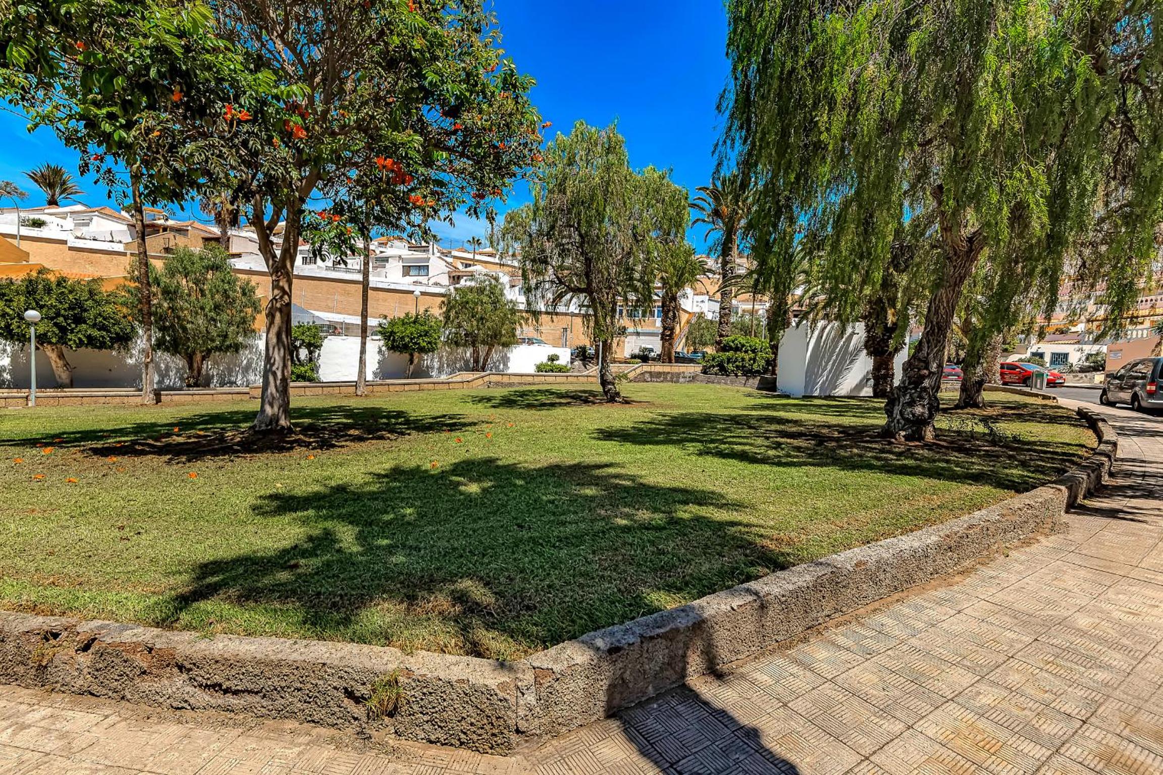Renovated Seaviews Paradise Court