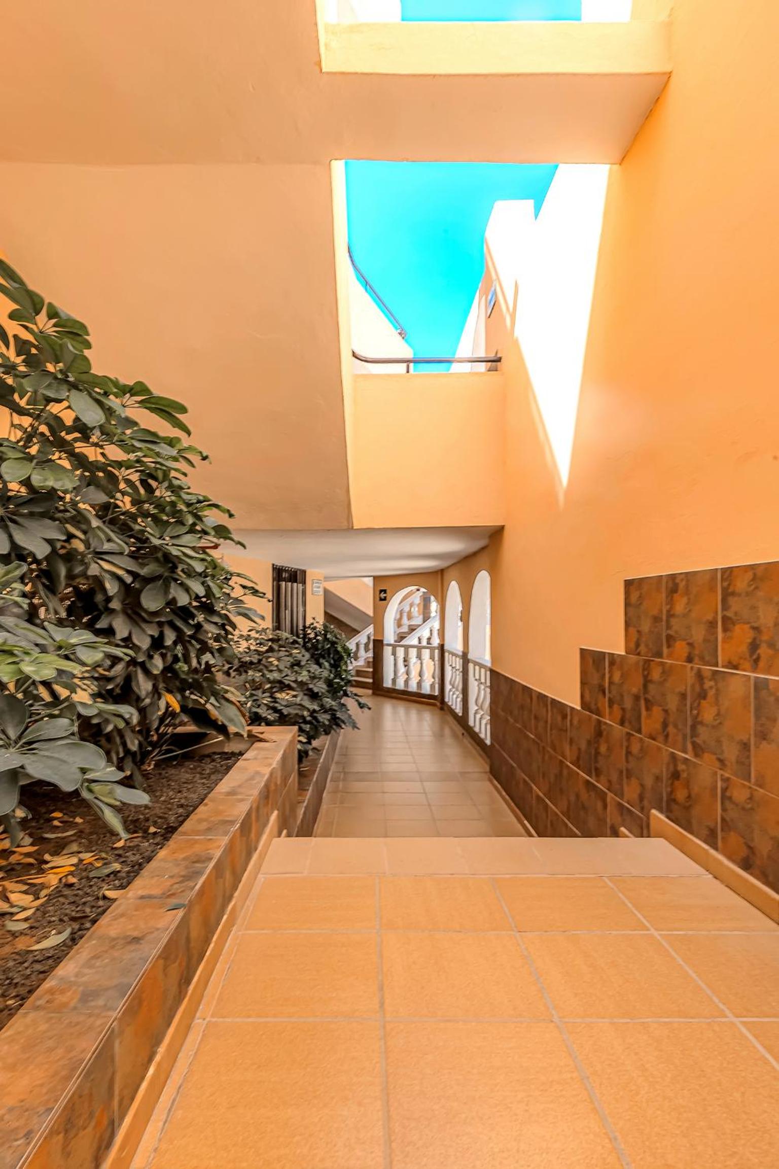 Renovated Seaviews Paradise Court