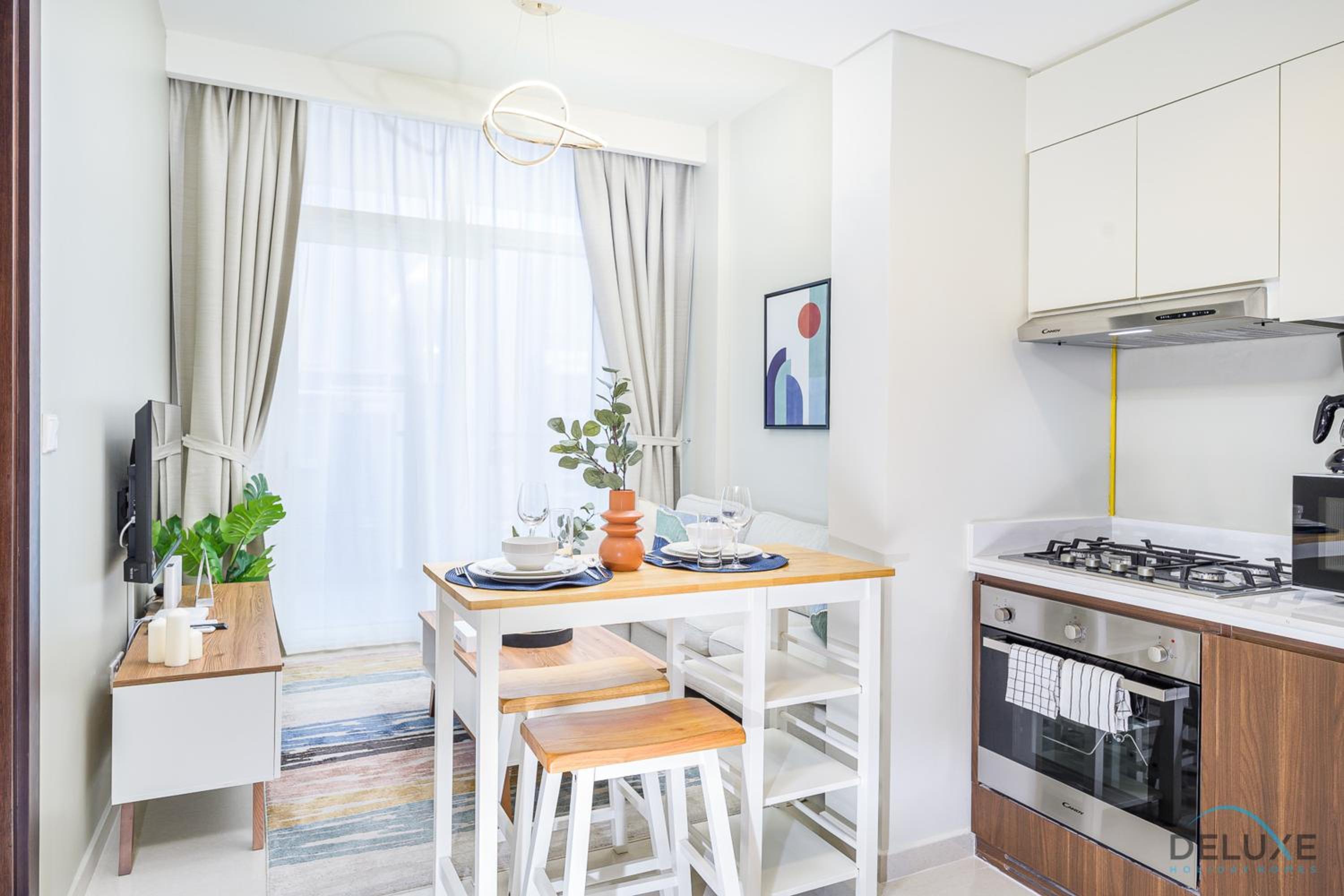 Distinguished 1BR at Vera Tower Business Bay by Deluxe Holiday Homes