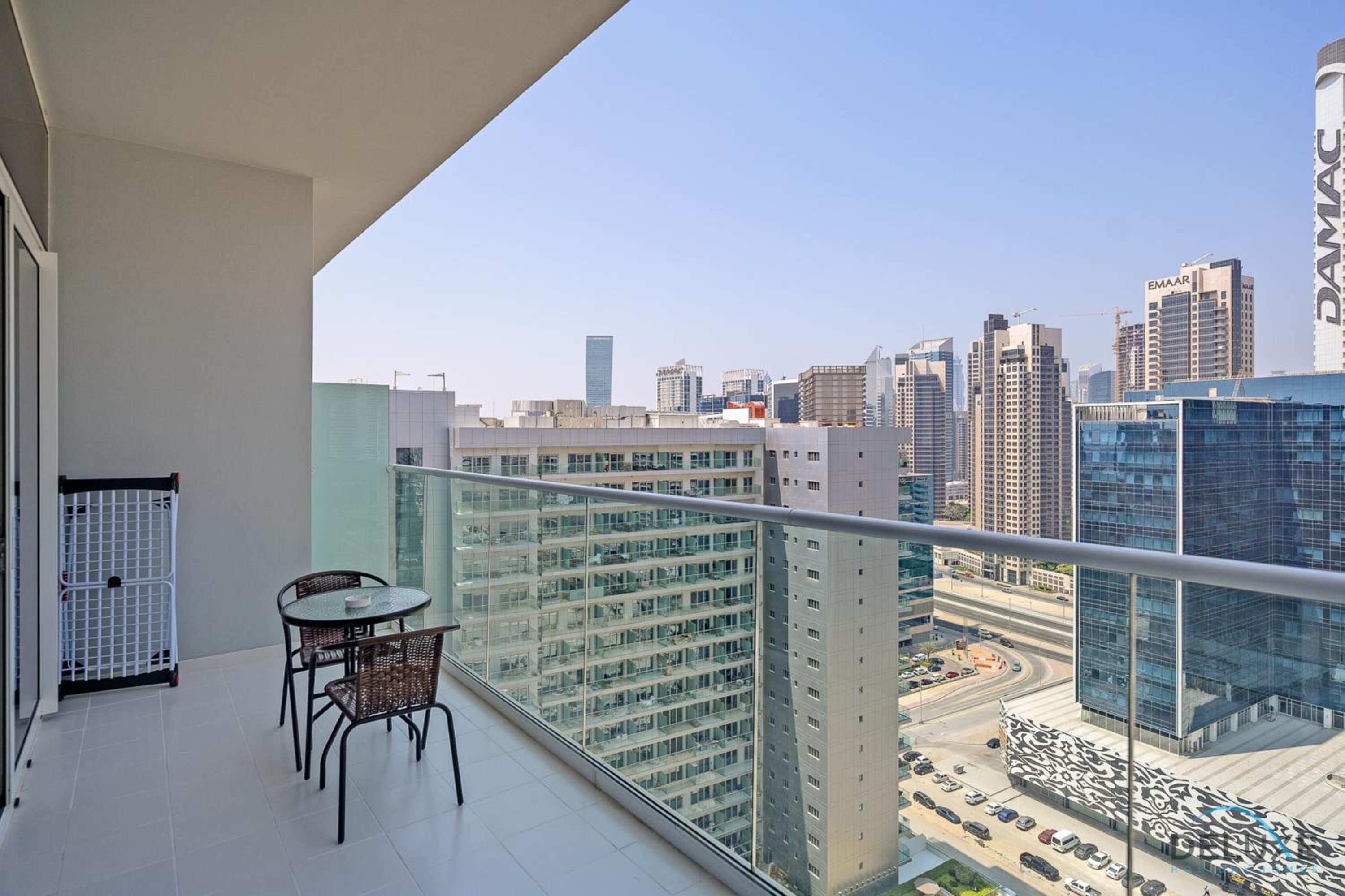 Distinguished 1BR at Vera Tower Business Bay by Deluxe Holiday Homes