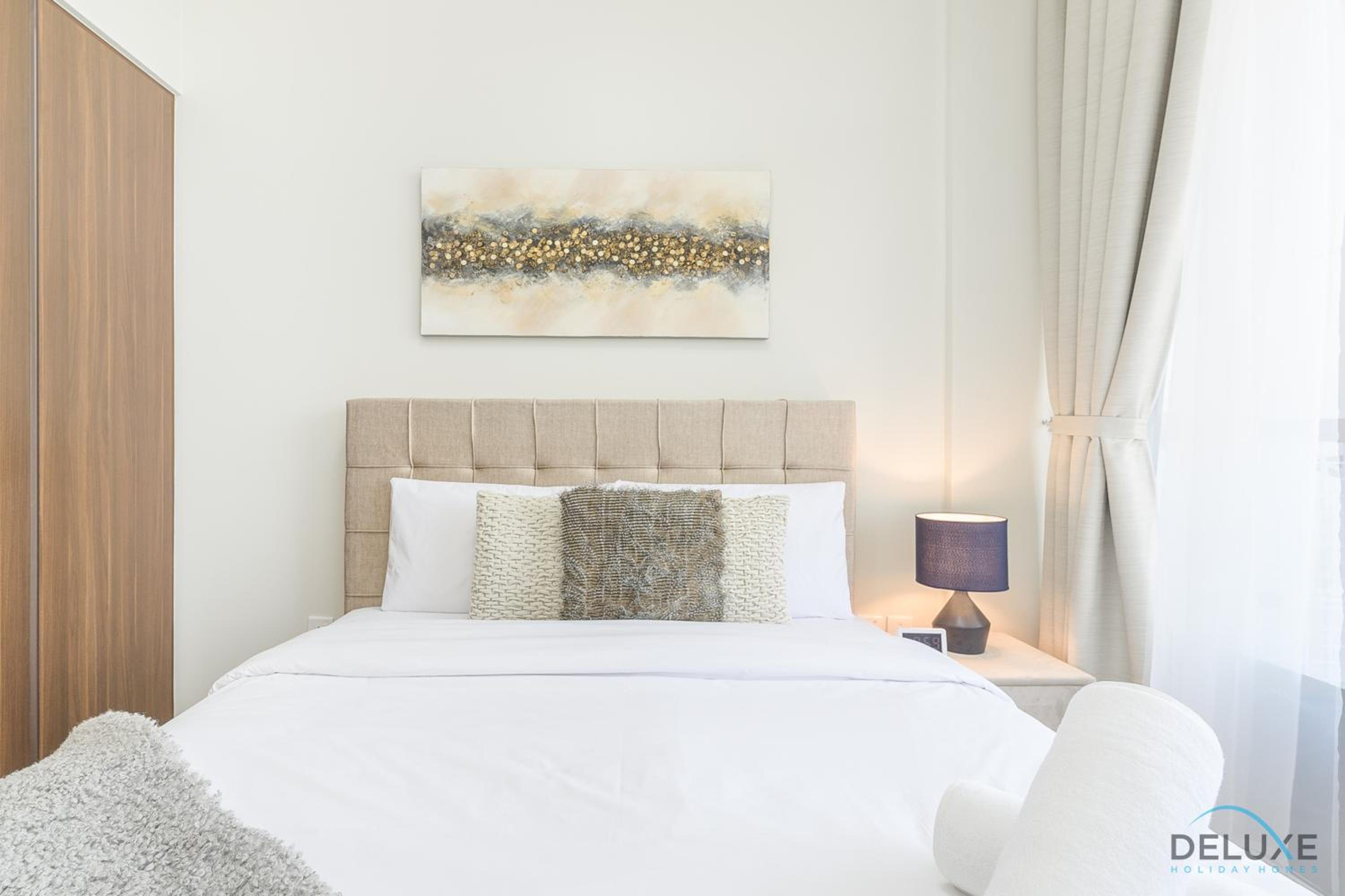 Distinguished 1BR at Vera Tower Business Bay by Deluxe Holiday Homes