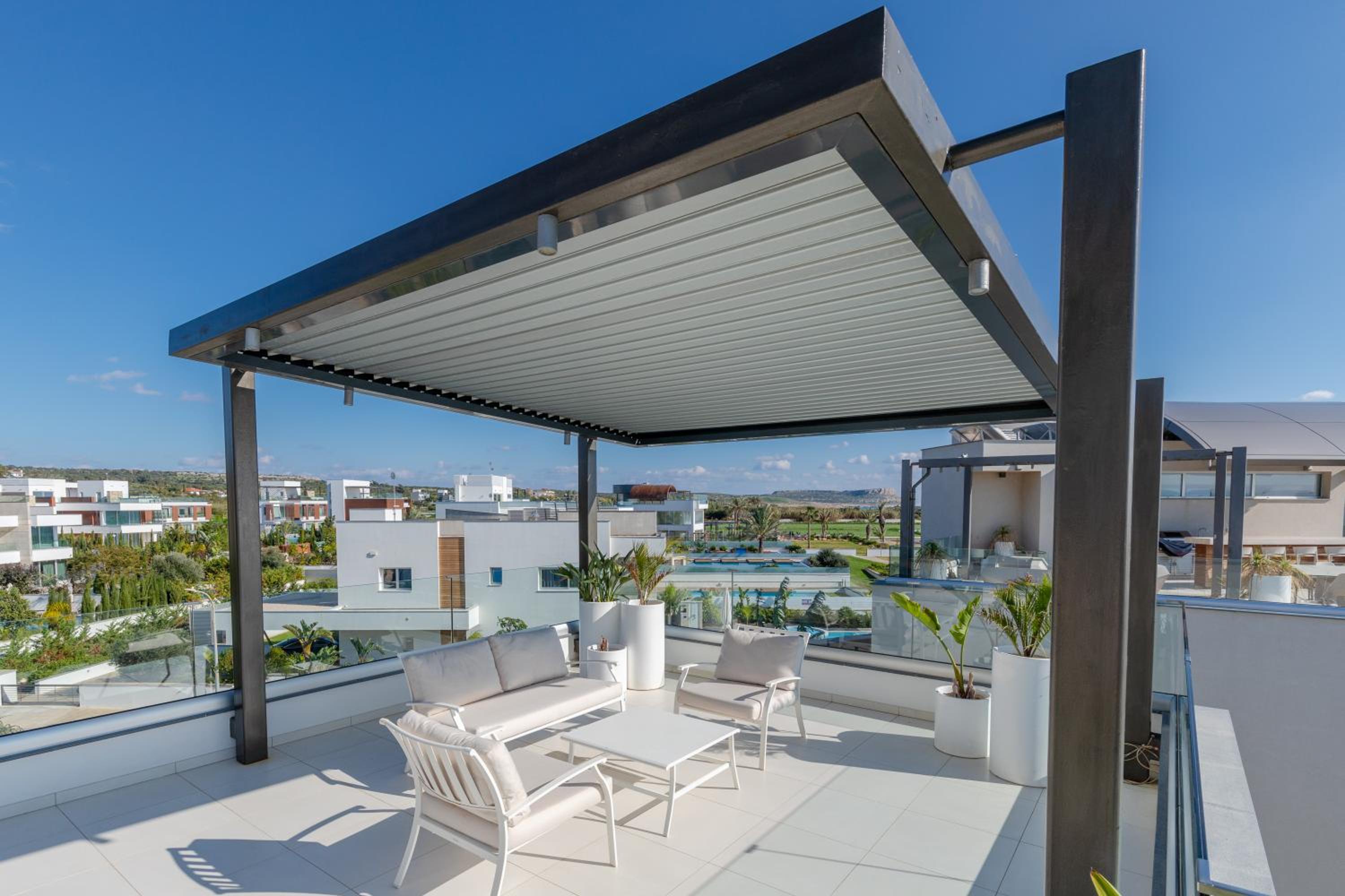 Beachfront Luxury Villa Glory