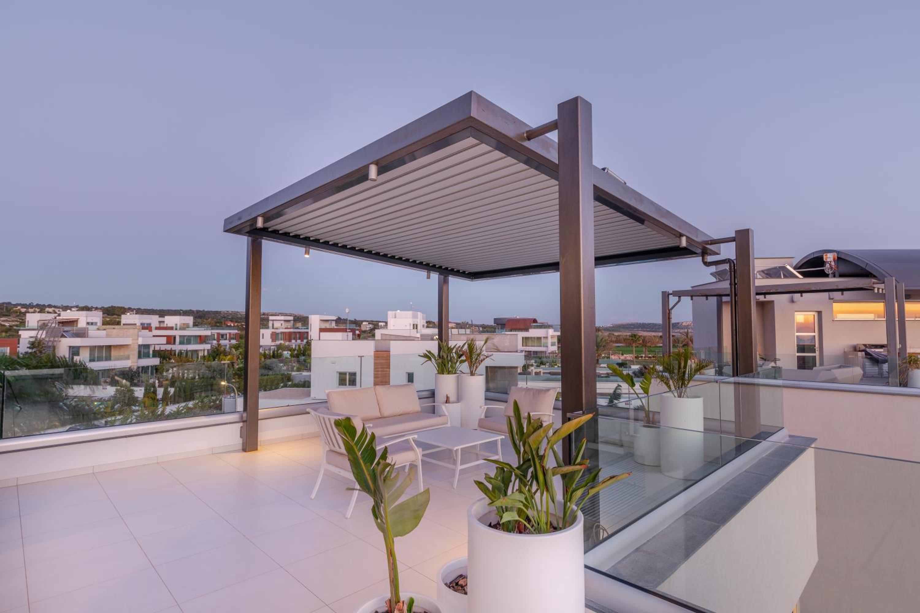 Beachfront Luxury Villa Glory