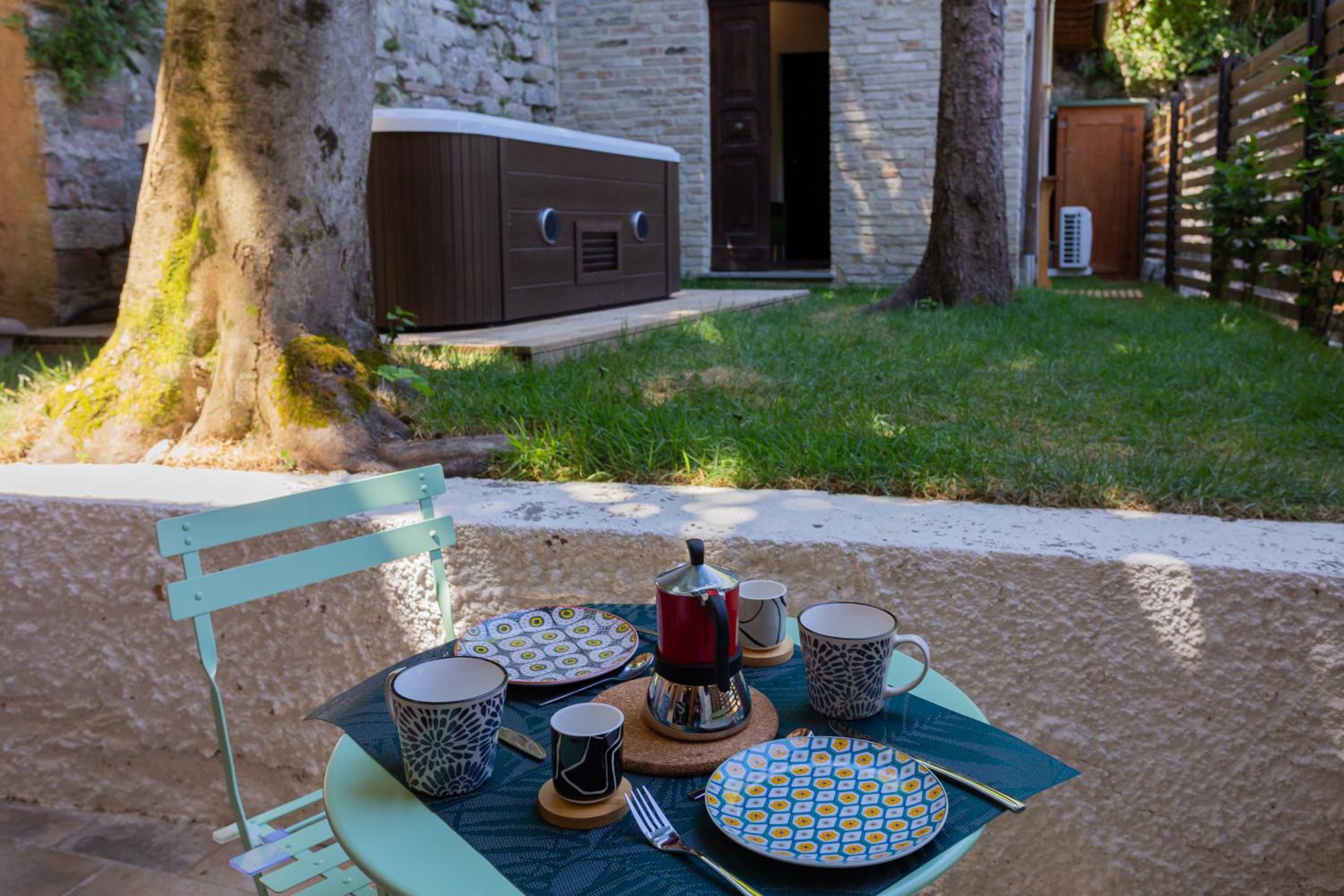 Hotel Appia Apartment - Relax & Spa - Centro Storico - Image 1