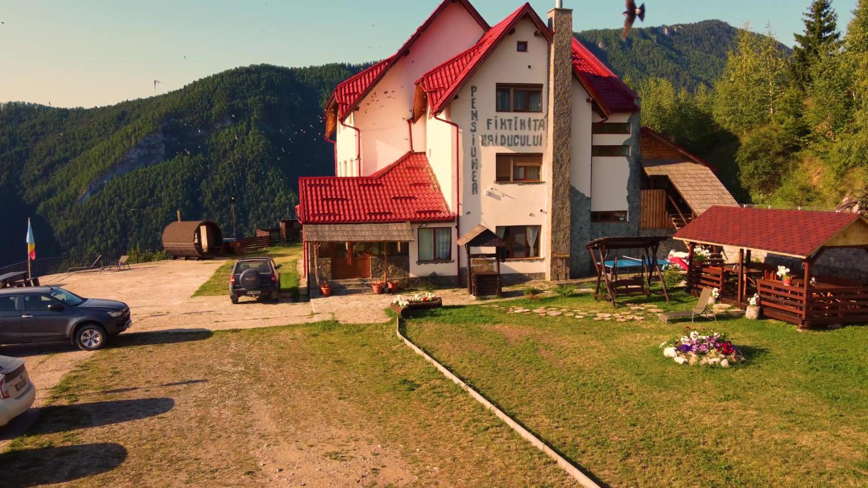 Fântâniţa Haiducului - Refugiu în natură & bucătărie locală