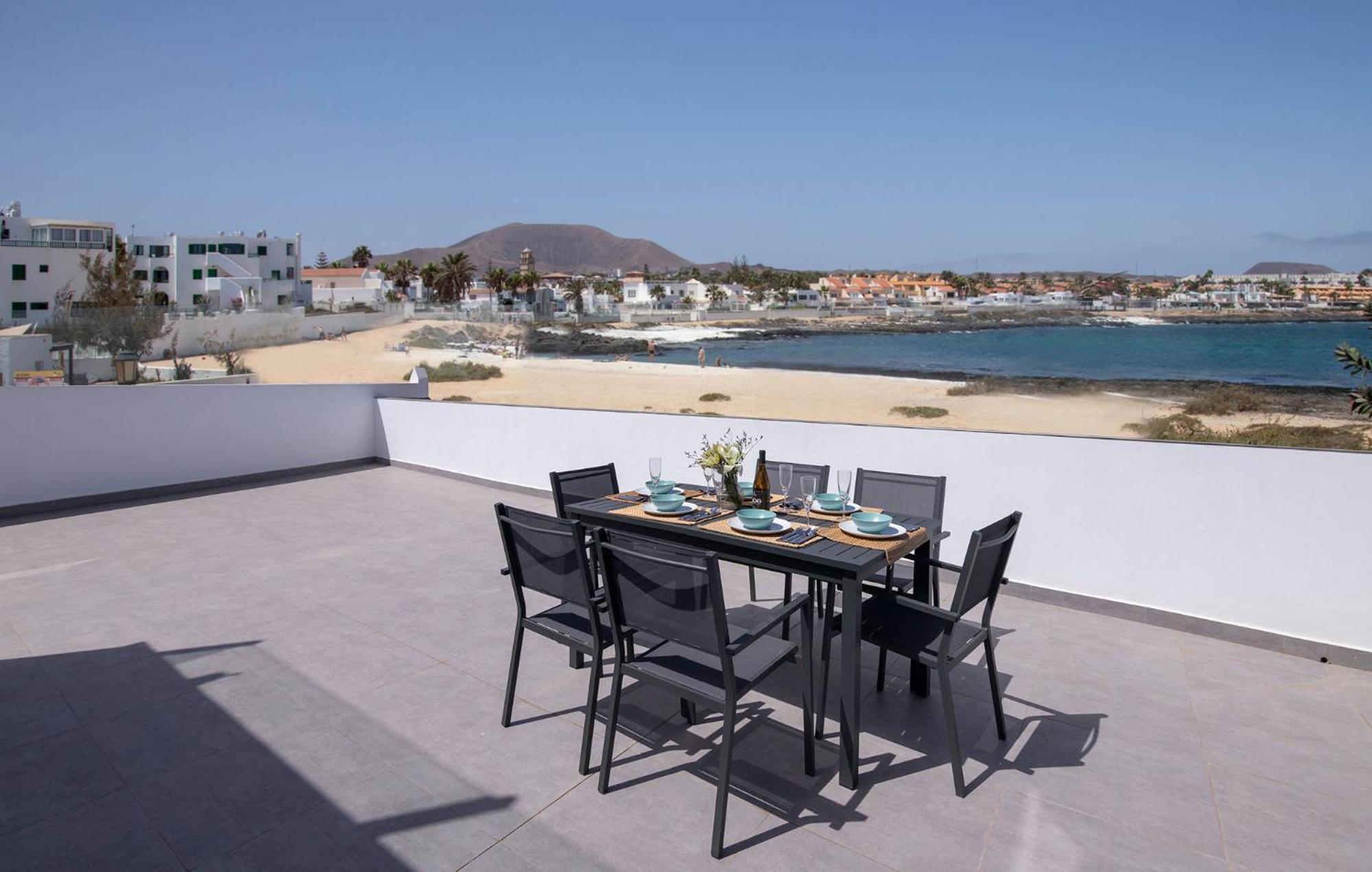 Poris 6 Beachfront Corralejo By Holidays Home