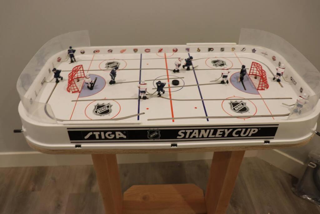 Ski in Ski Out with Huge Game Room and Hot Tub
