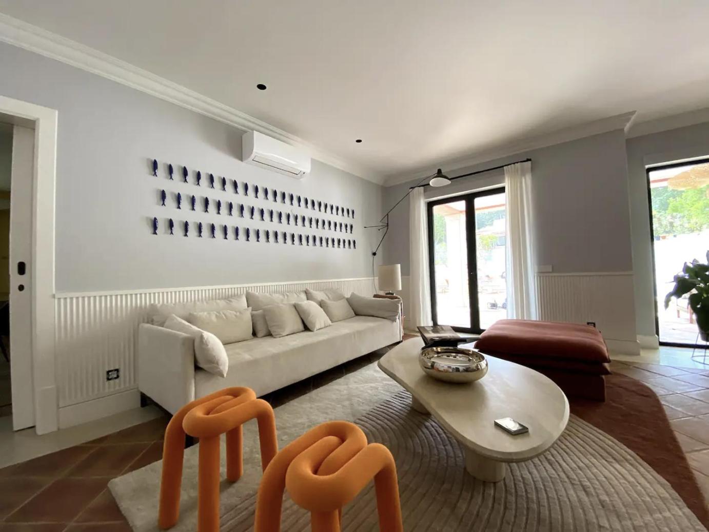 Colorful Villa with pool by OTYNA AM
