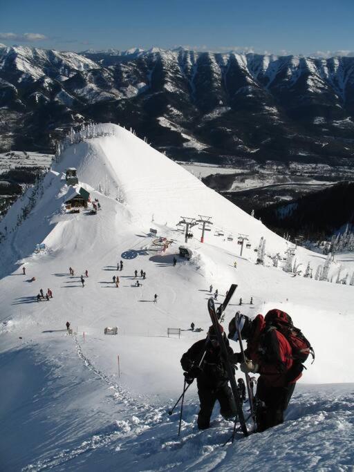 Ski in Ski Out with Huge Game Room and Hot Tub