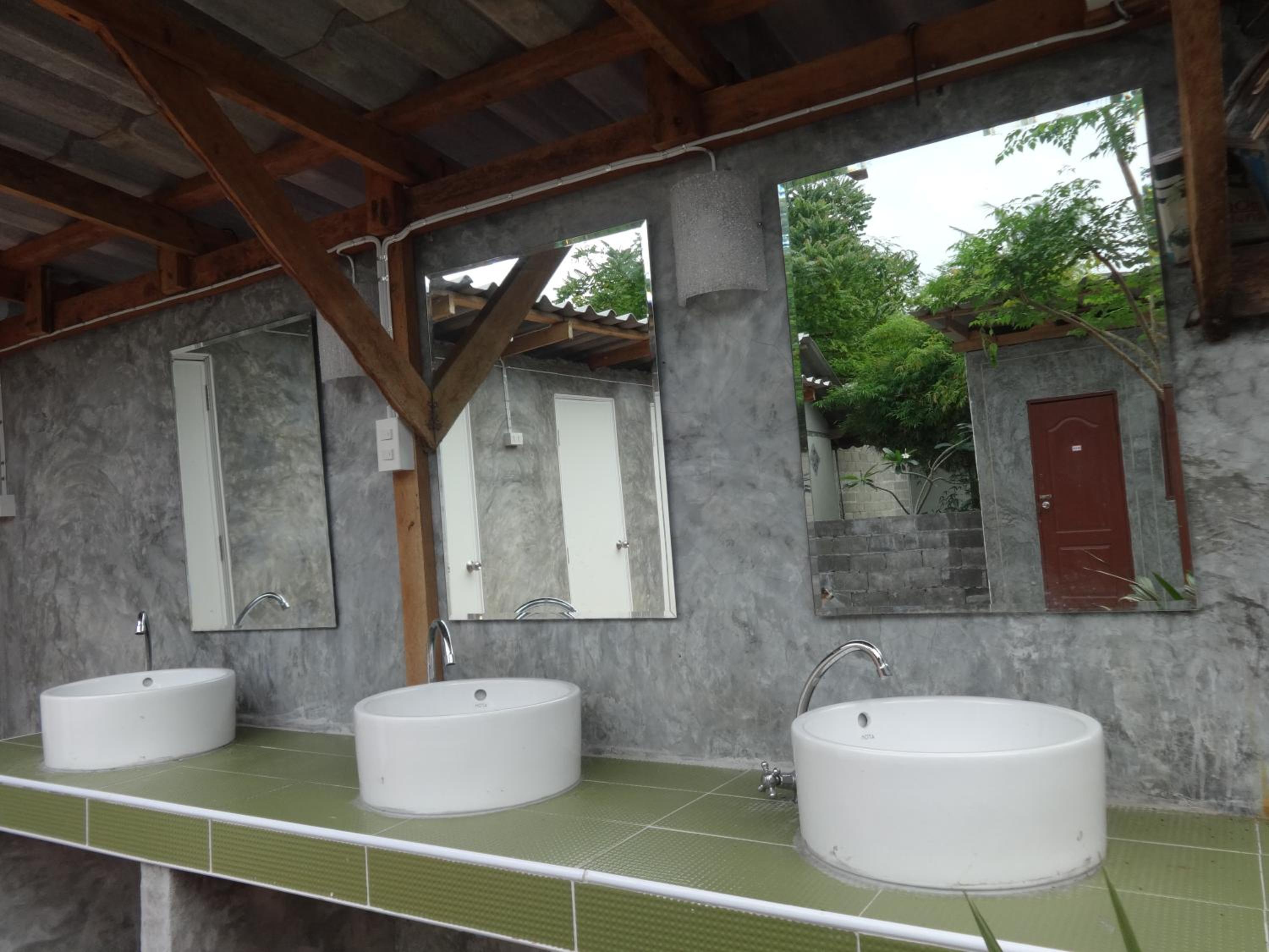 The Cosy Koh Phangan and Restaurant