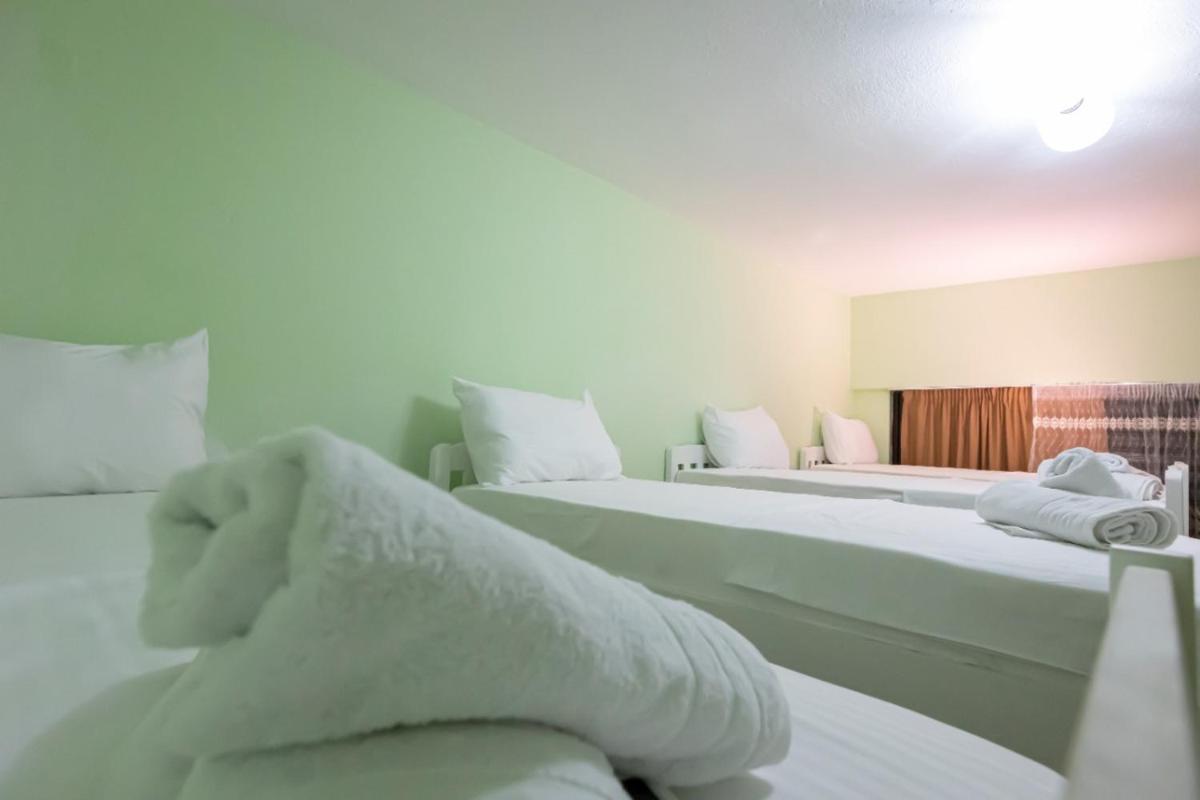 Relax Hostel