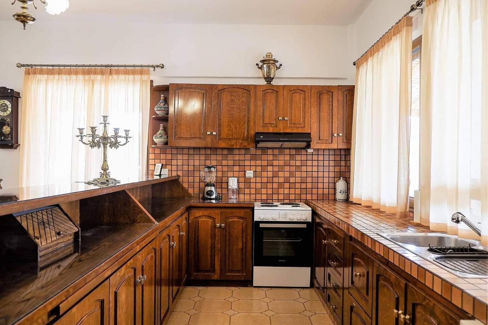 ARCHONTISSA Lagonisi villa