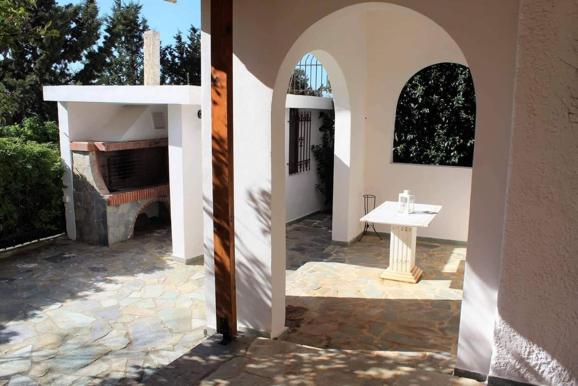 ARCHONTISSA Lagonisi villa