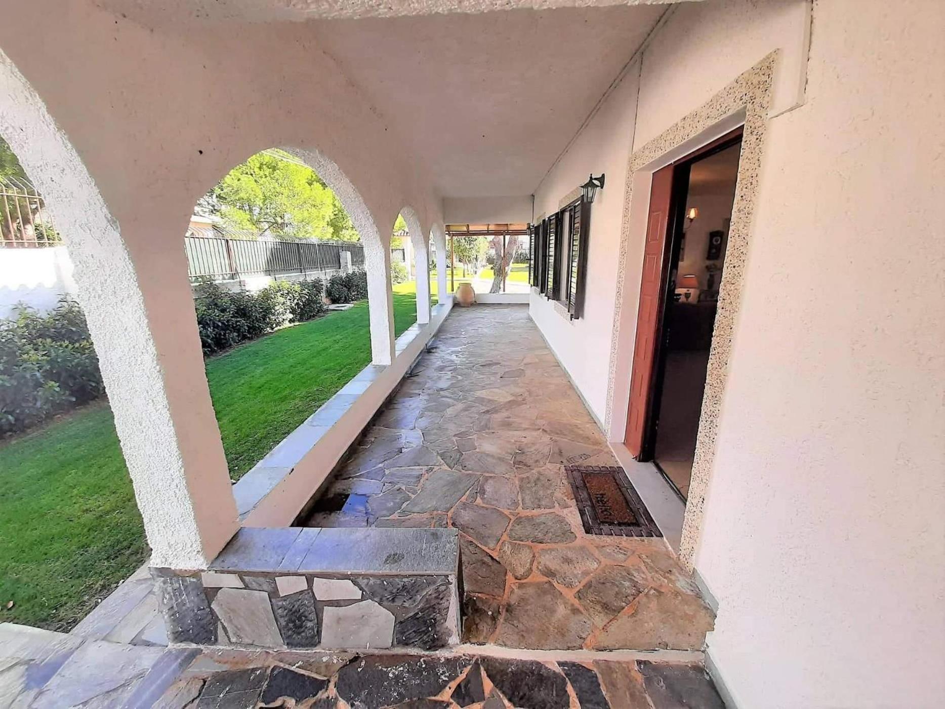 ARCHONTISSA Lagonisi villa