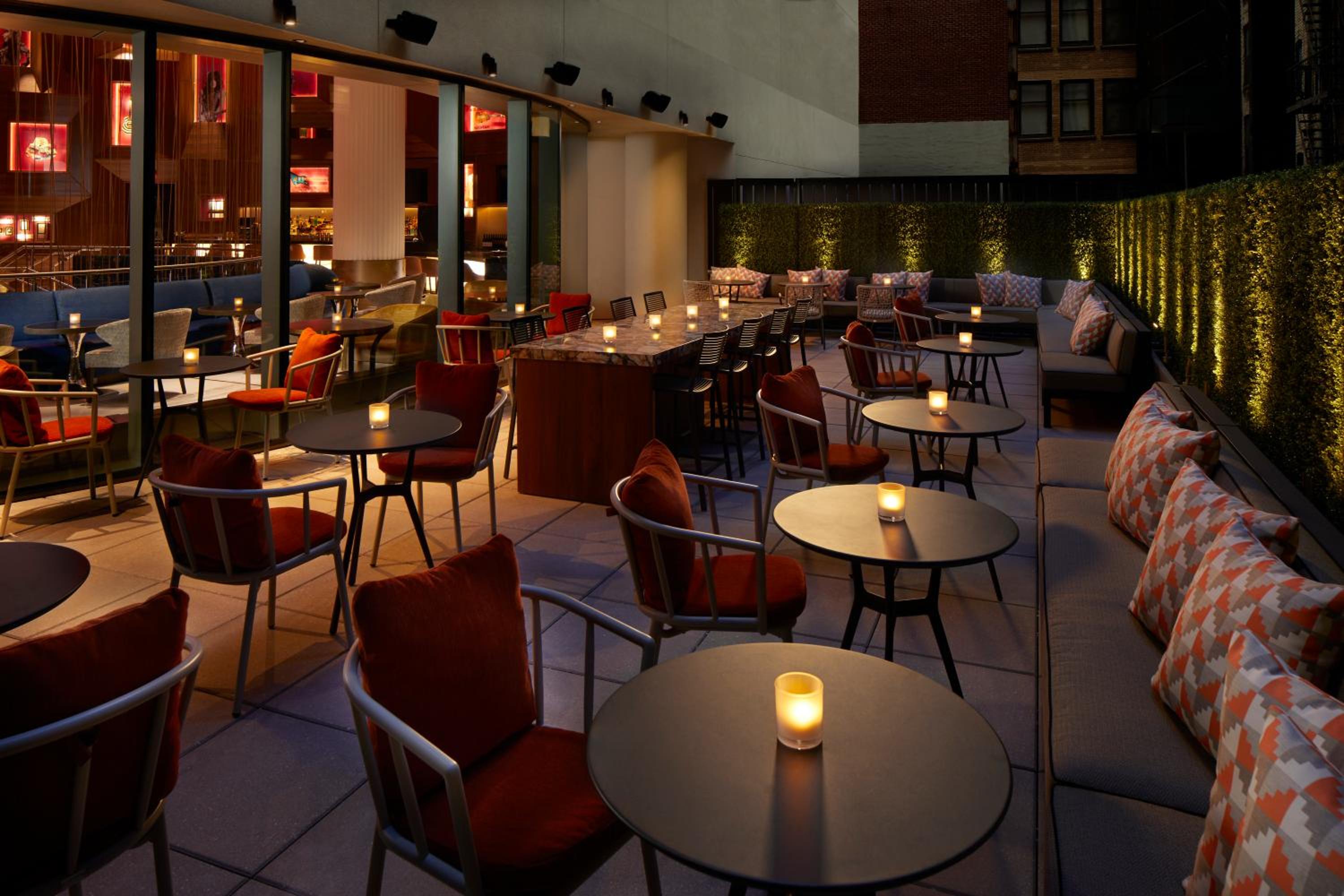 Hard Rock Hotel New York 16