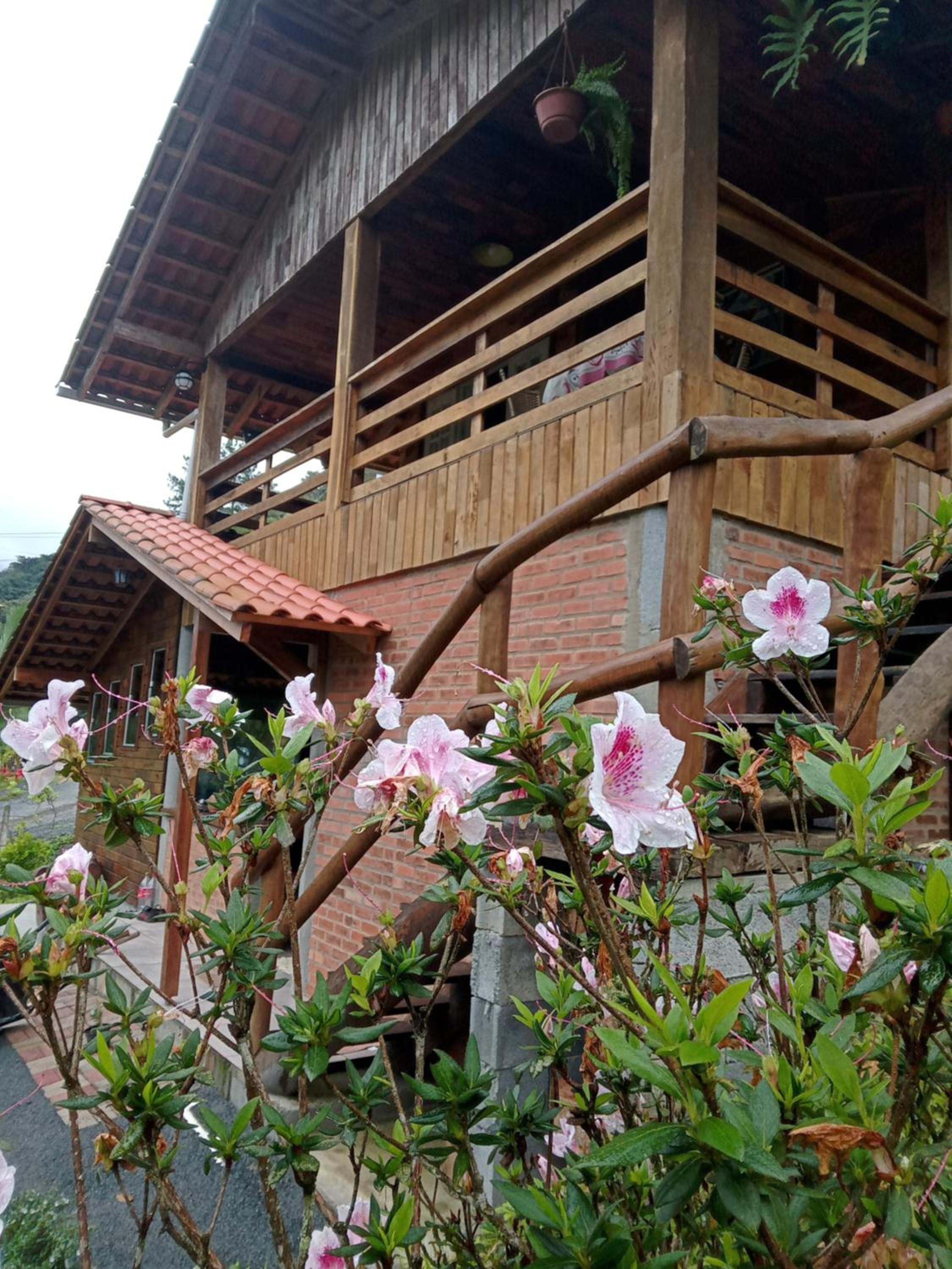Casa de campo rústica 21km vila germânica Bnu