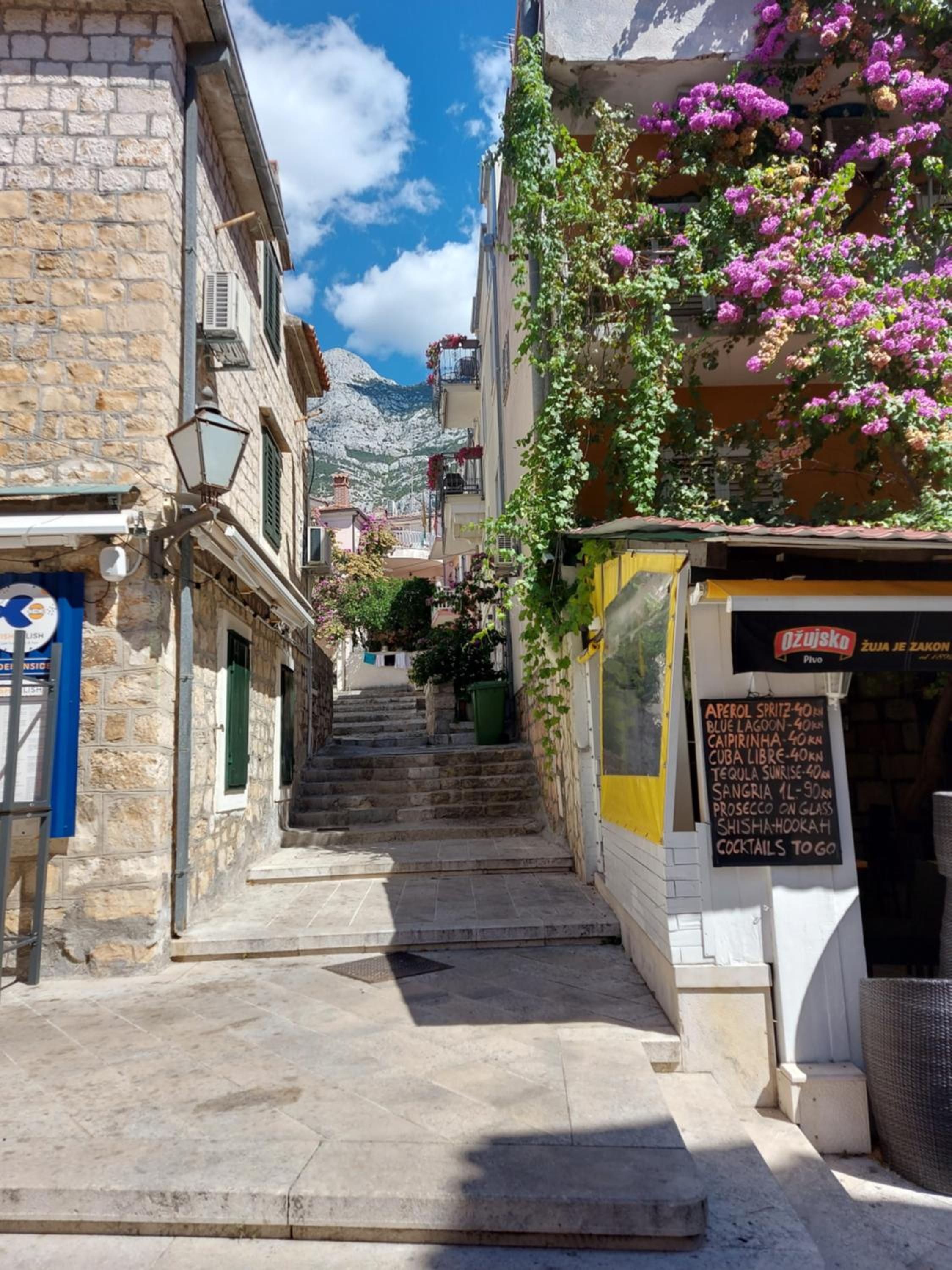 The best location in Makarska,free P,apt Mile,bikes