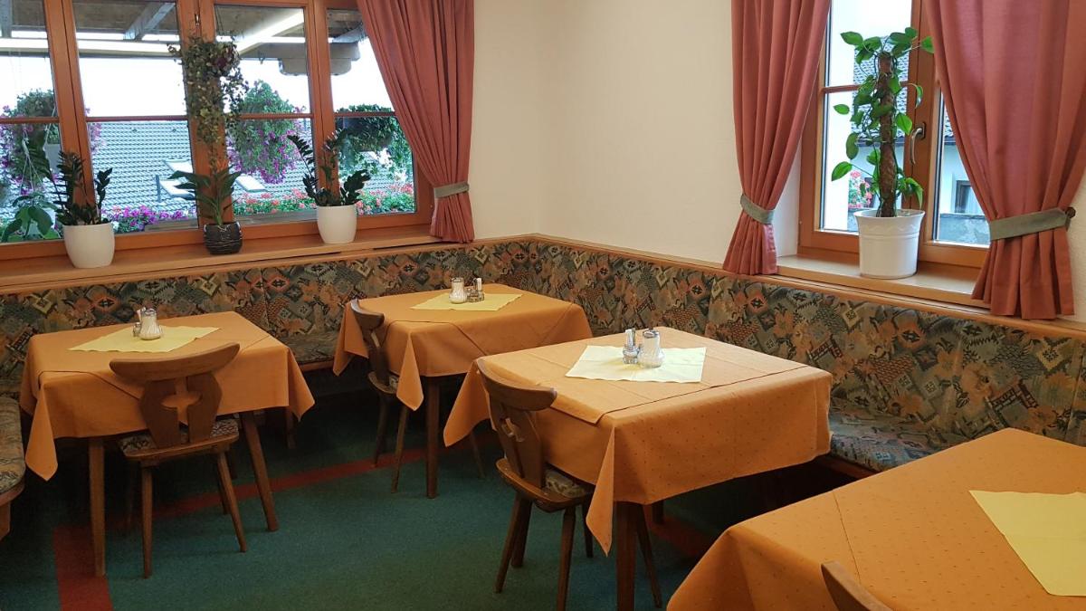 Pension Burgschroffen
