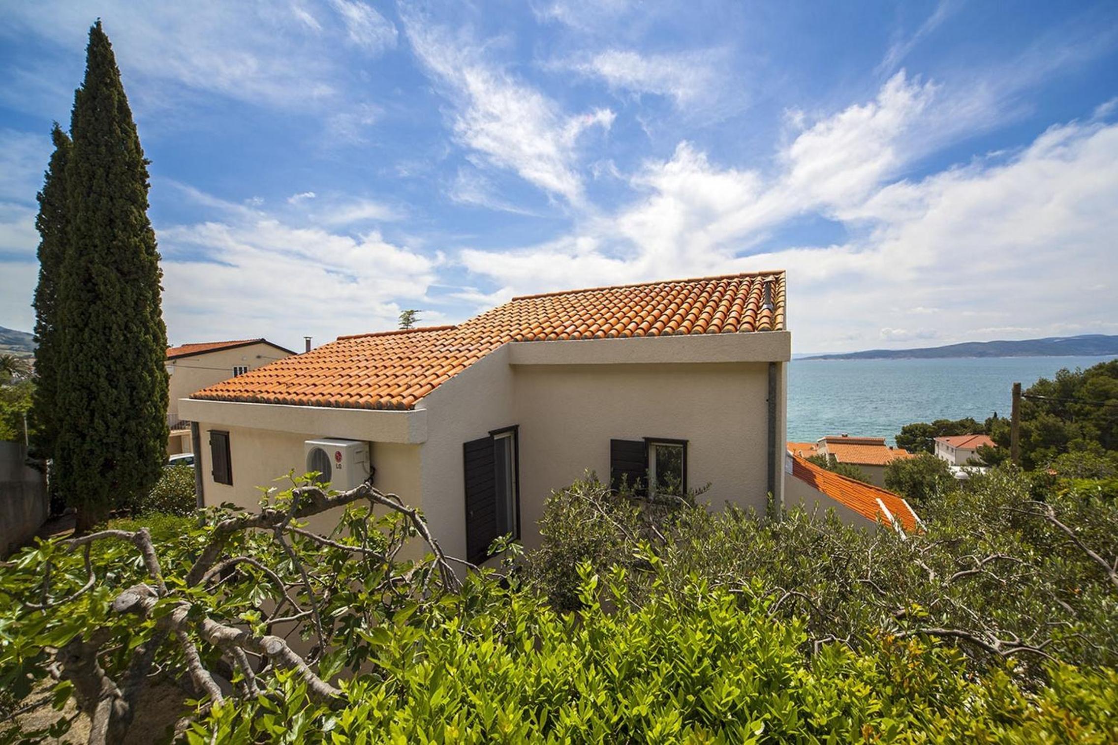 Villa Skalinada - Pool, Sea View & Private Path to Beach I Baška Voda