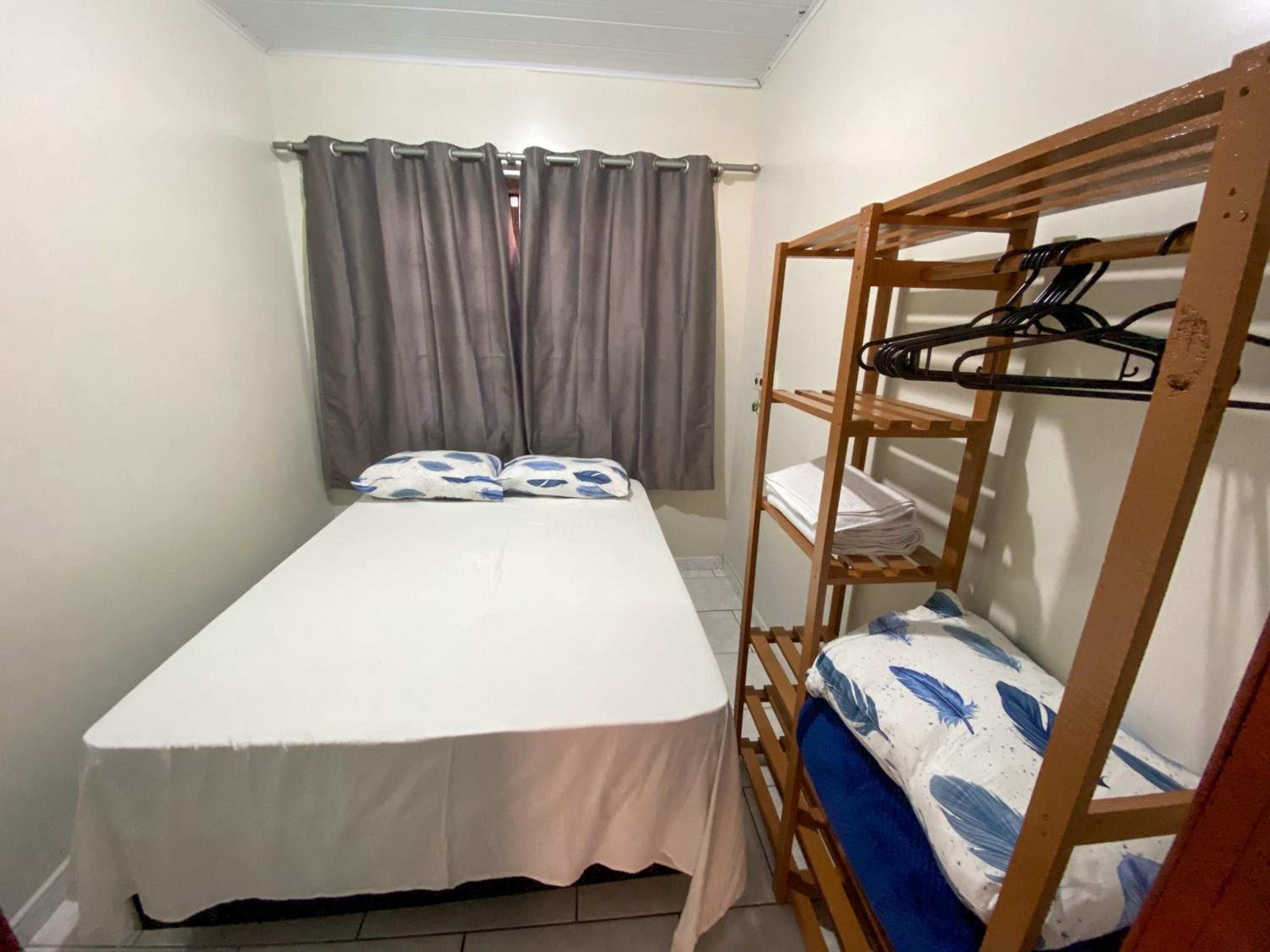 SUA CASA DE FÉRIAS 5 MINUTOS a pé do BETO CARRERO!