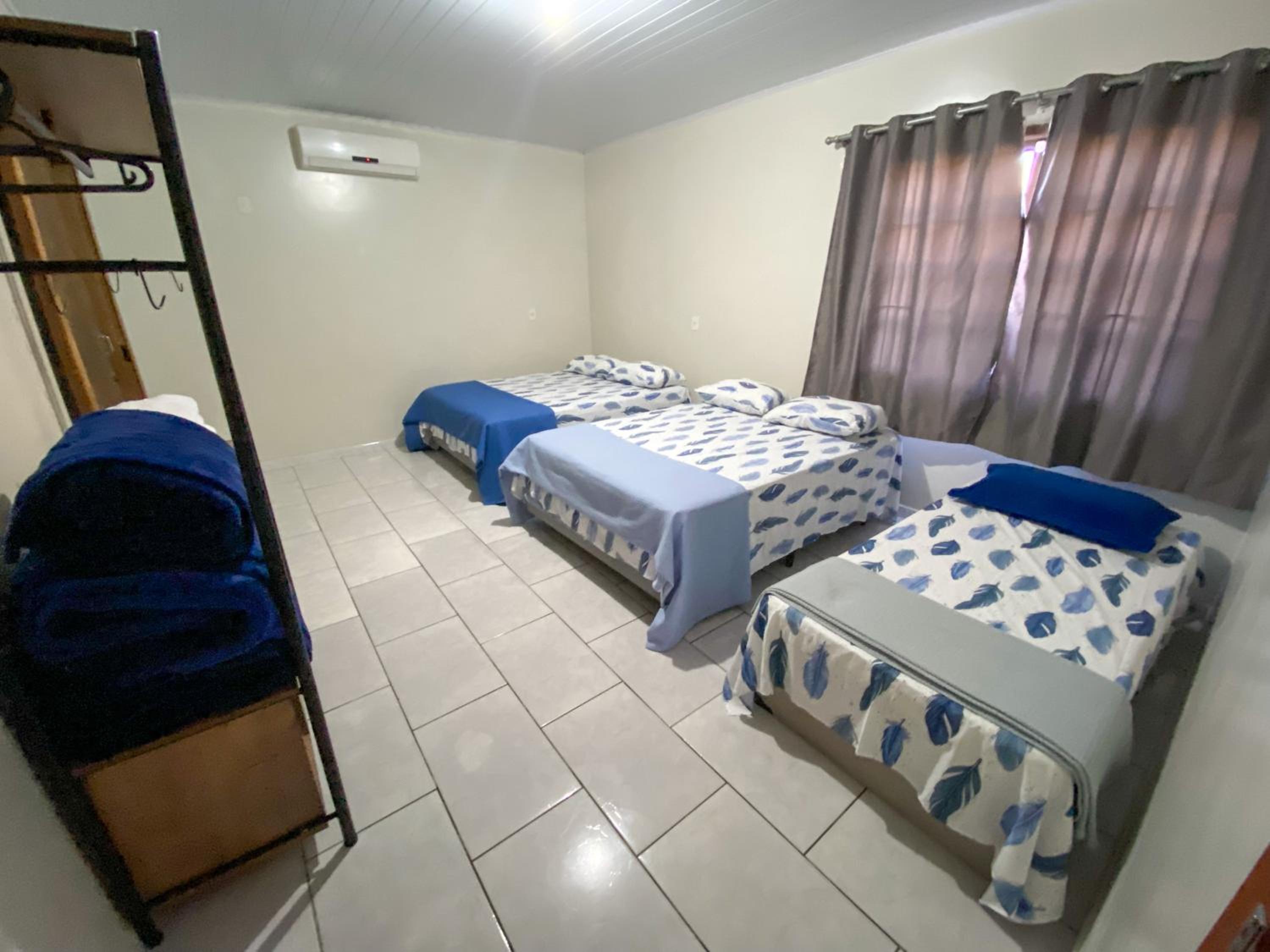 SUA CASA DE FÉRIAS 5 MINUTOS a pé do BETO CARRERO!