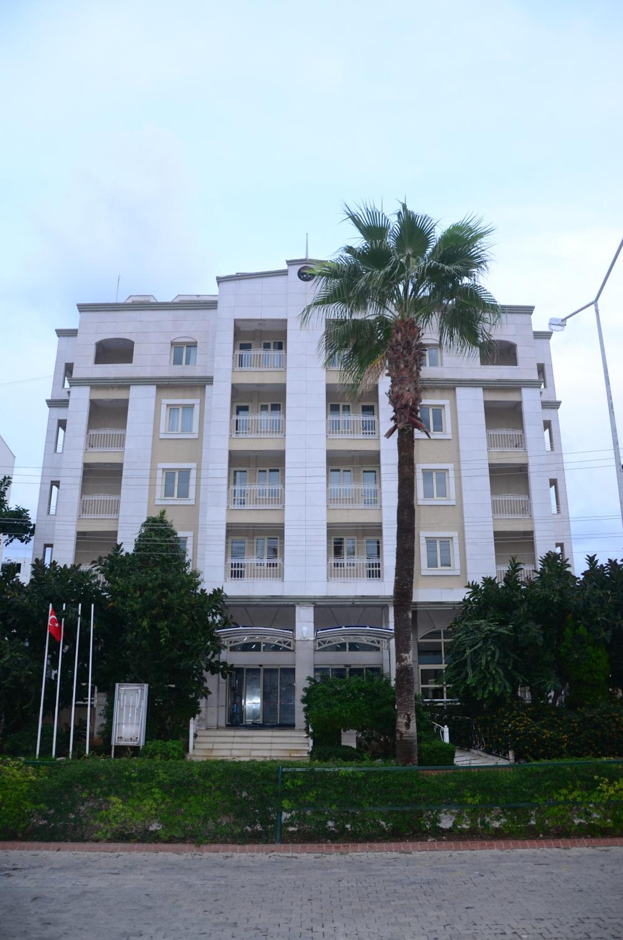 Almena Hotel - Image 31