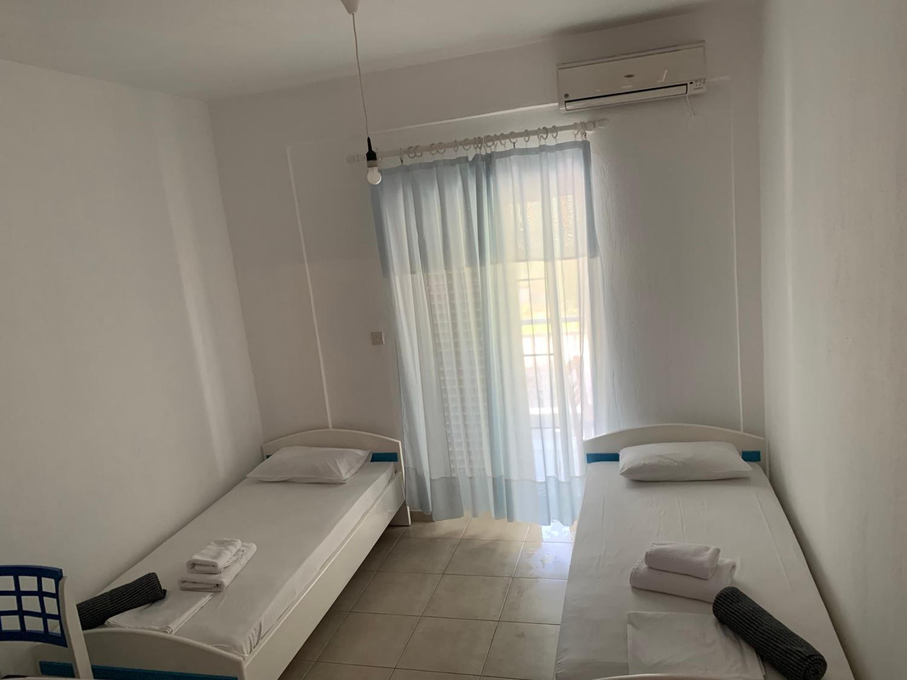 Mare - Rooms view 2